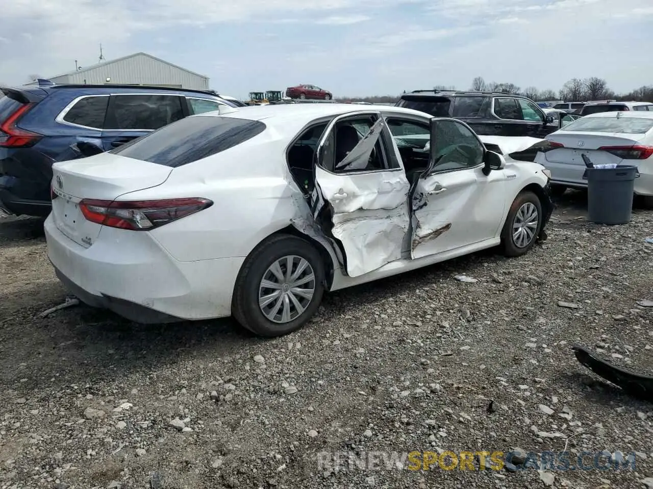 3 Фотография поврежденного автомобиля 4T1C31AK2MU546593 TOYOTA CAMRY 2021