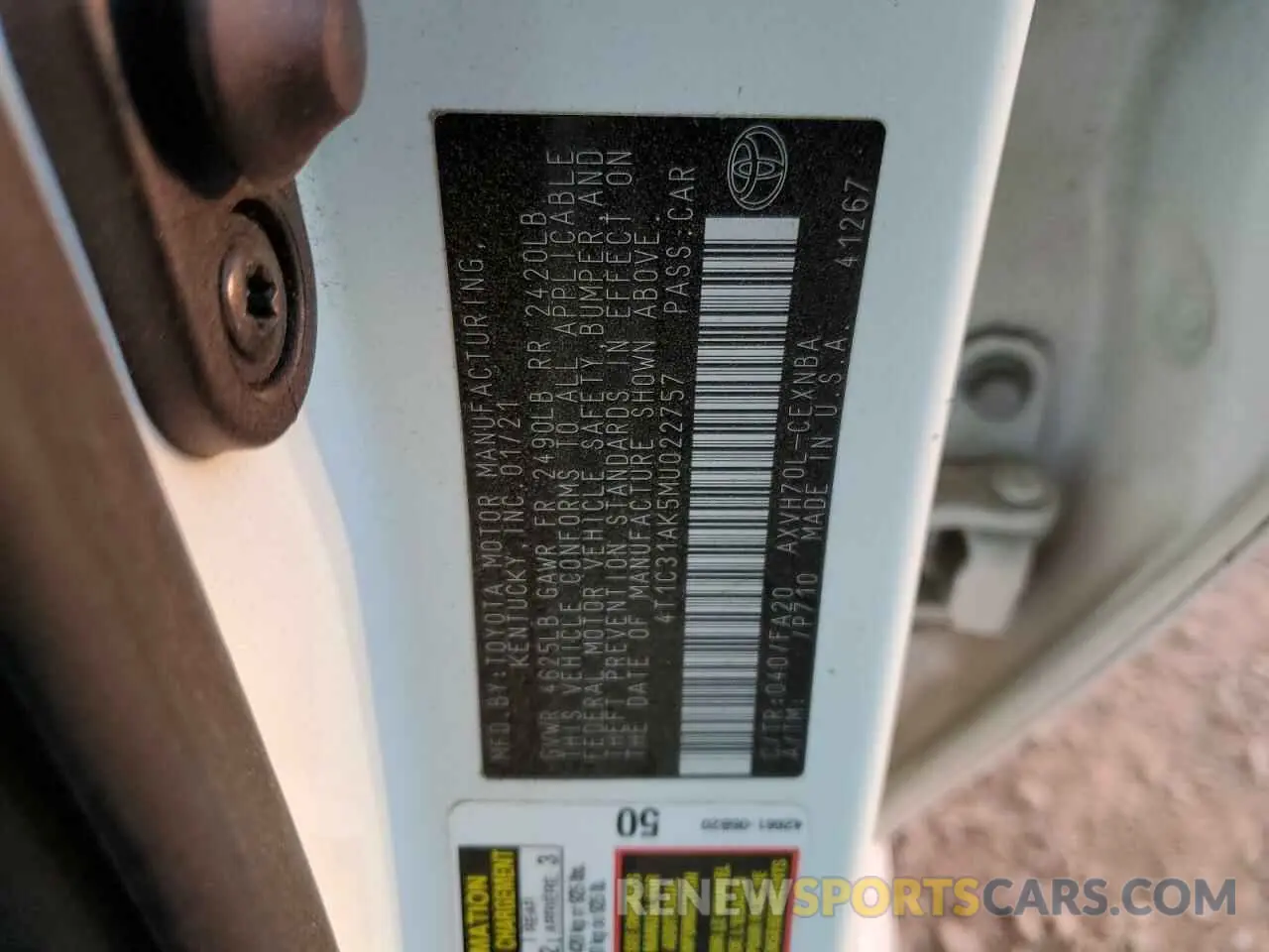 13 Photograph of a damaged car 4T1C31AK5MU022757 TOYOTA CAMRY 2021