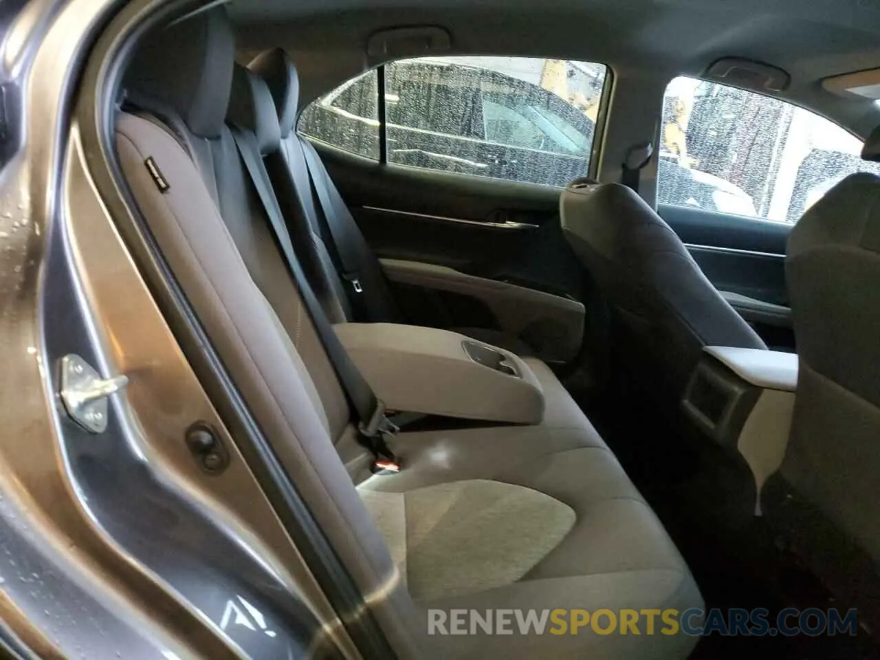 10 Фотография поврежденного автомобиля 4T1C31AK5MU027540 TOYOTA CAMRY 2021
