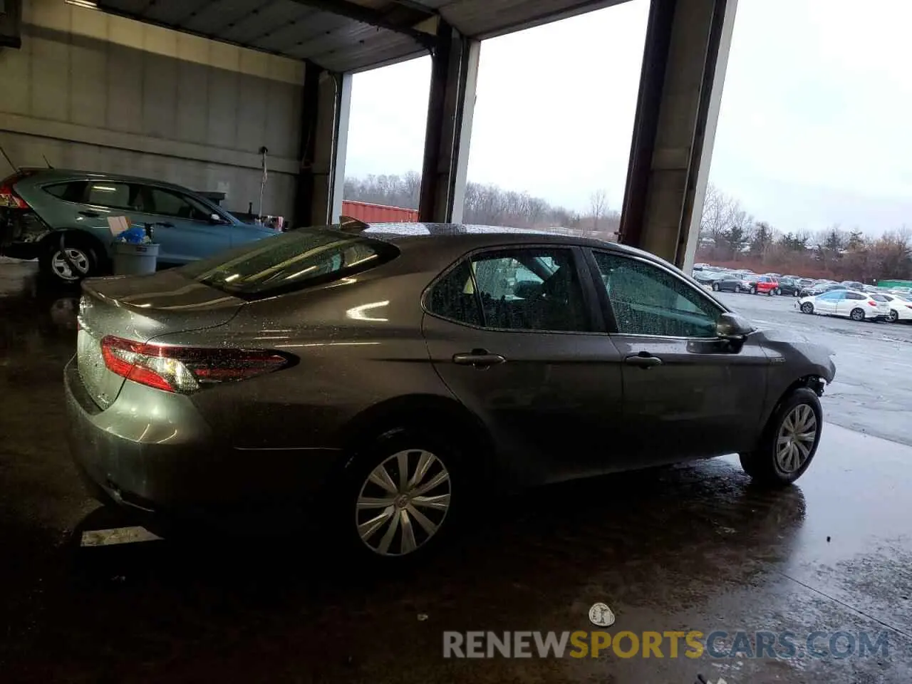 3 Фотография поврежденного автомобиля 4T1C31AK5MU027540 TOYOTA CAMRY 2021