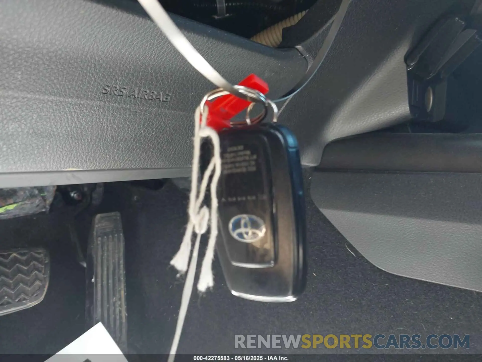11 Photograph of a damaged car 4T1C31AK5MU030499 TOYOTA CAMRY 2021