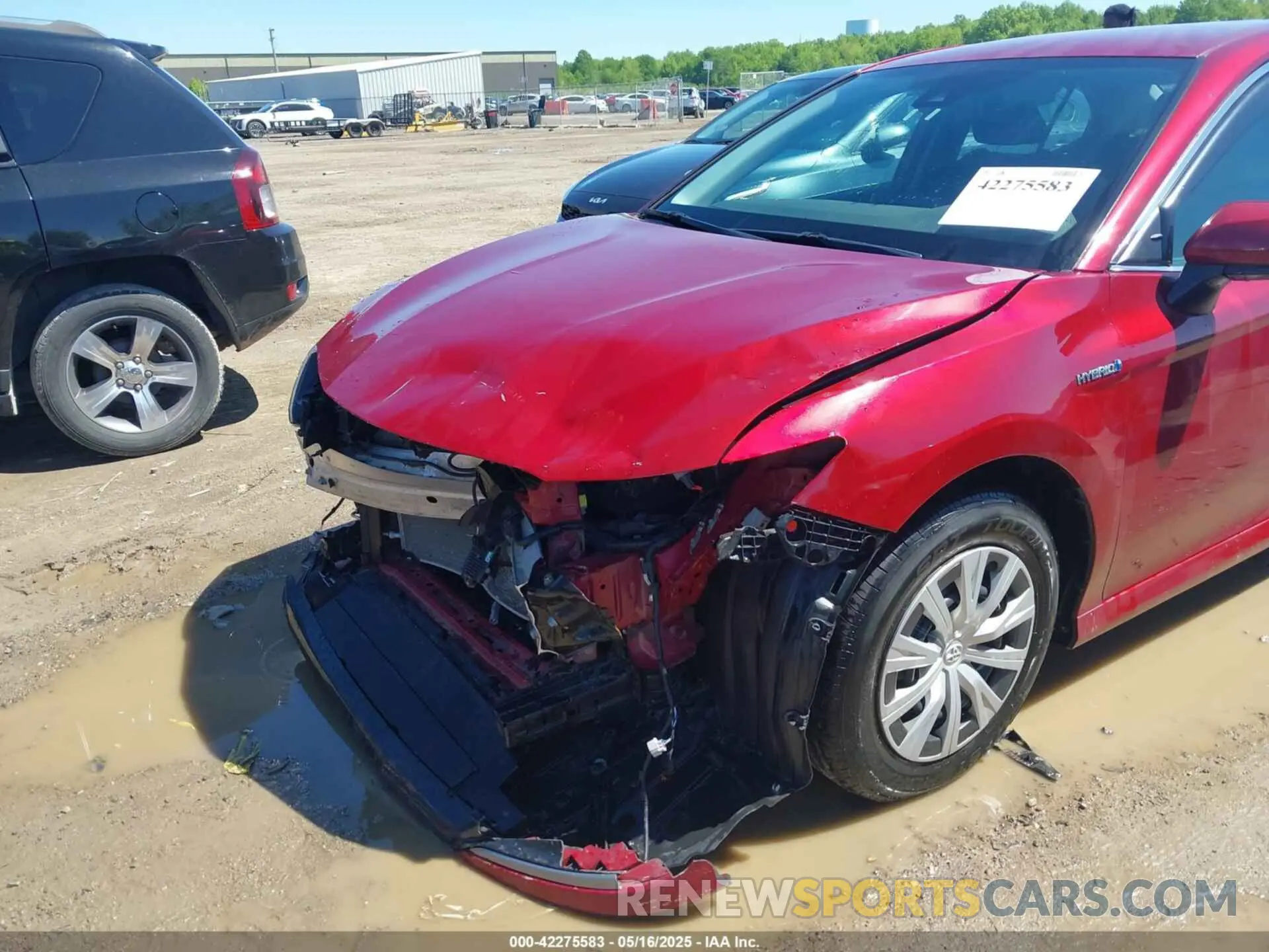 6 Photograph of a damaged car 4T1C31AK5MU030499 TOYOTA CAMRY 2021