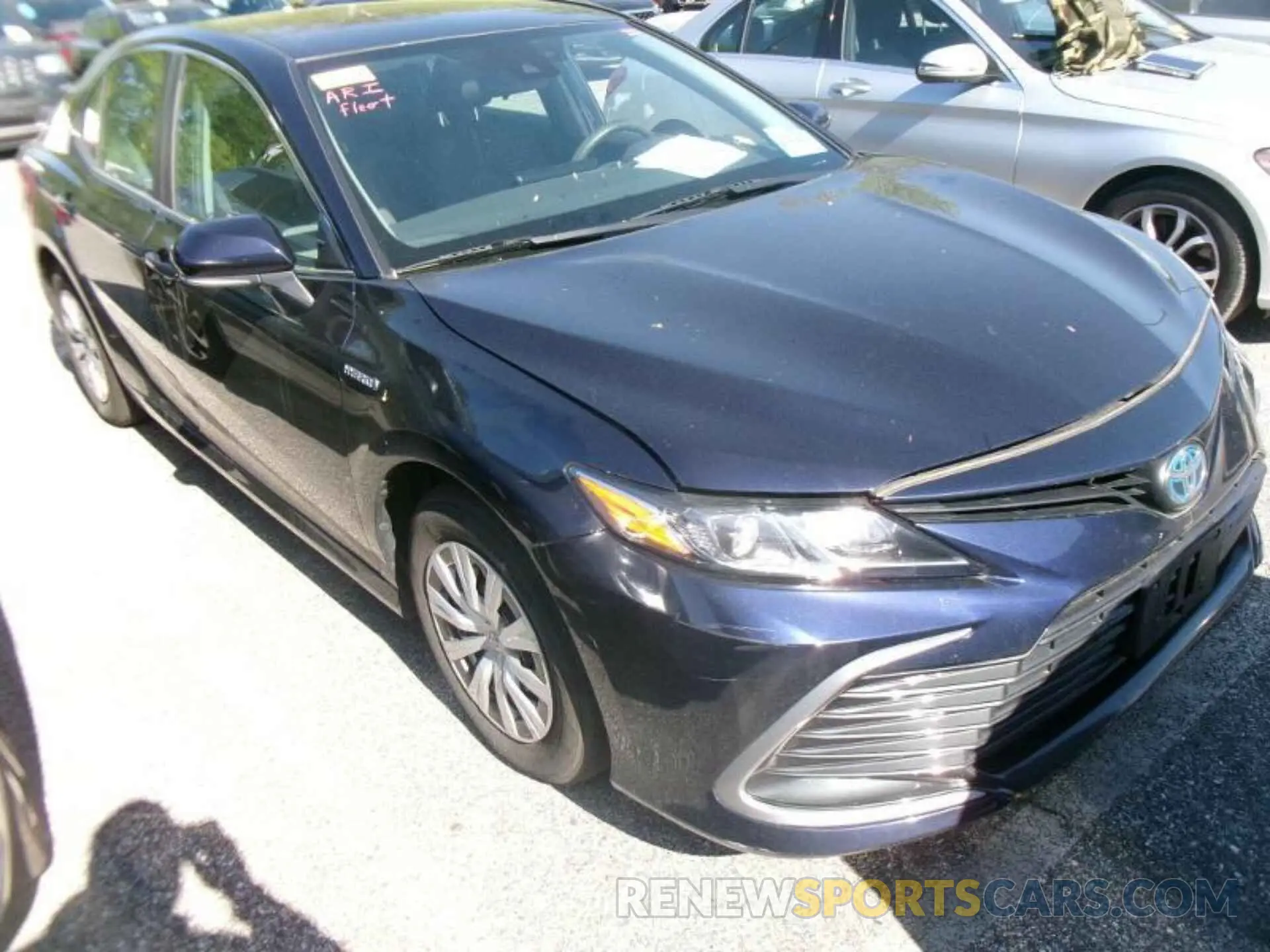 11 Photograph of a damaged car 4T1C31AK5MU551450 TOYOTA CAMRY 2021