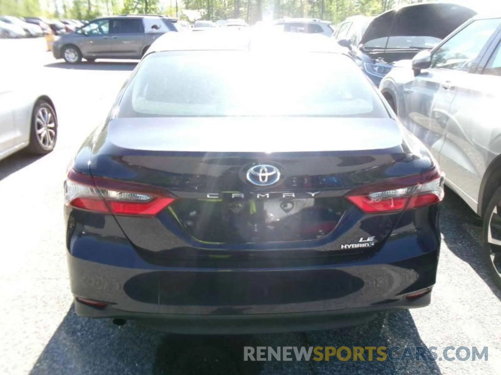 15 Photograph of a damaged car 4T1C31AK5MU551450 TOYOTA CAMRY 2021