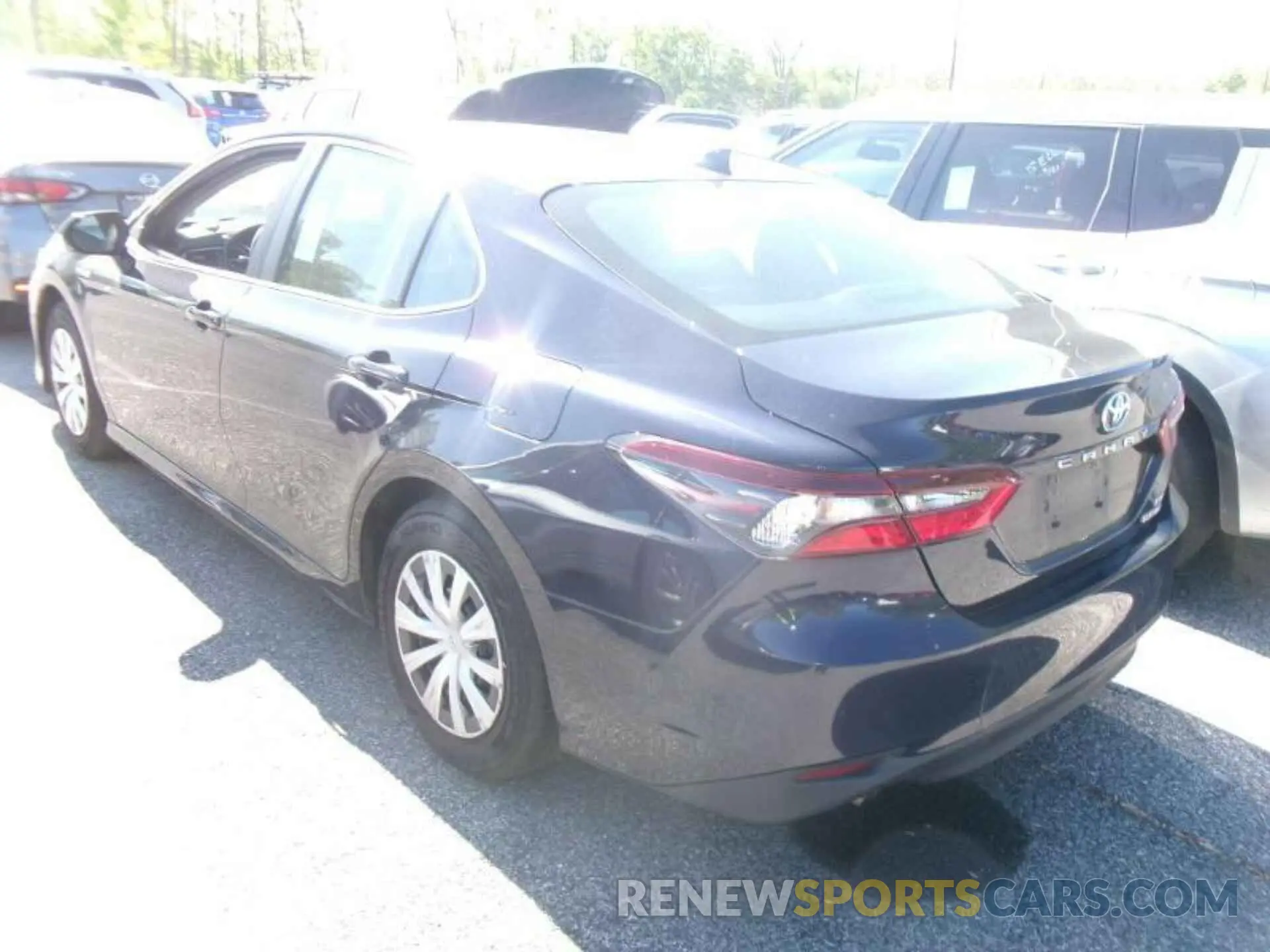 17 Photograph of a damaged car 4T1C31AK5MU551450 TOYOTA CAMRY 2021