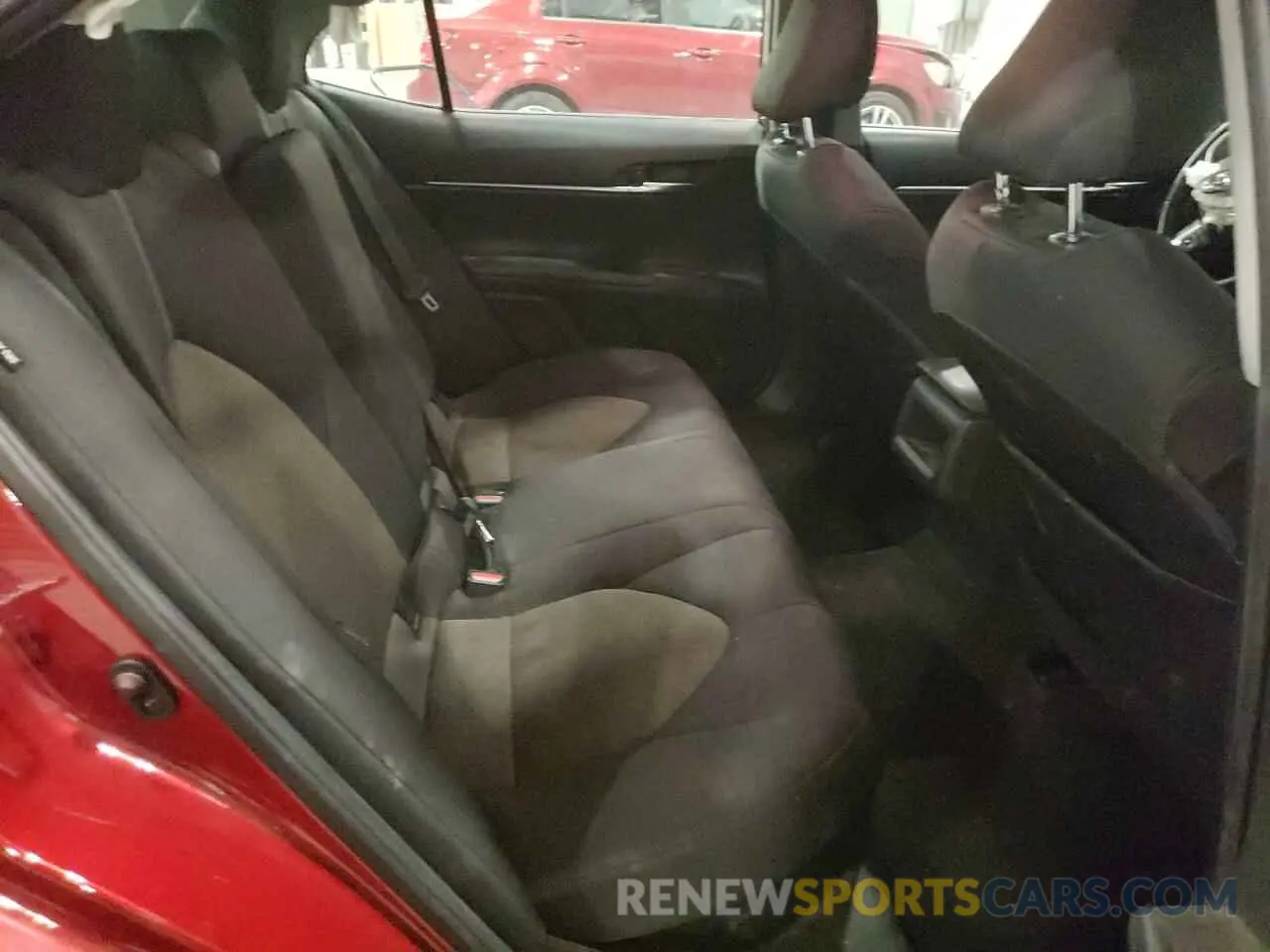 10 Photograph of a damaged car 4T1C31AK5MU561203 TOYOTA CAMRY 2021
