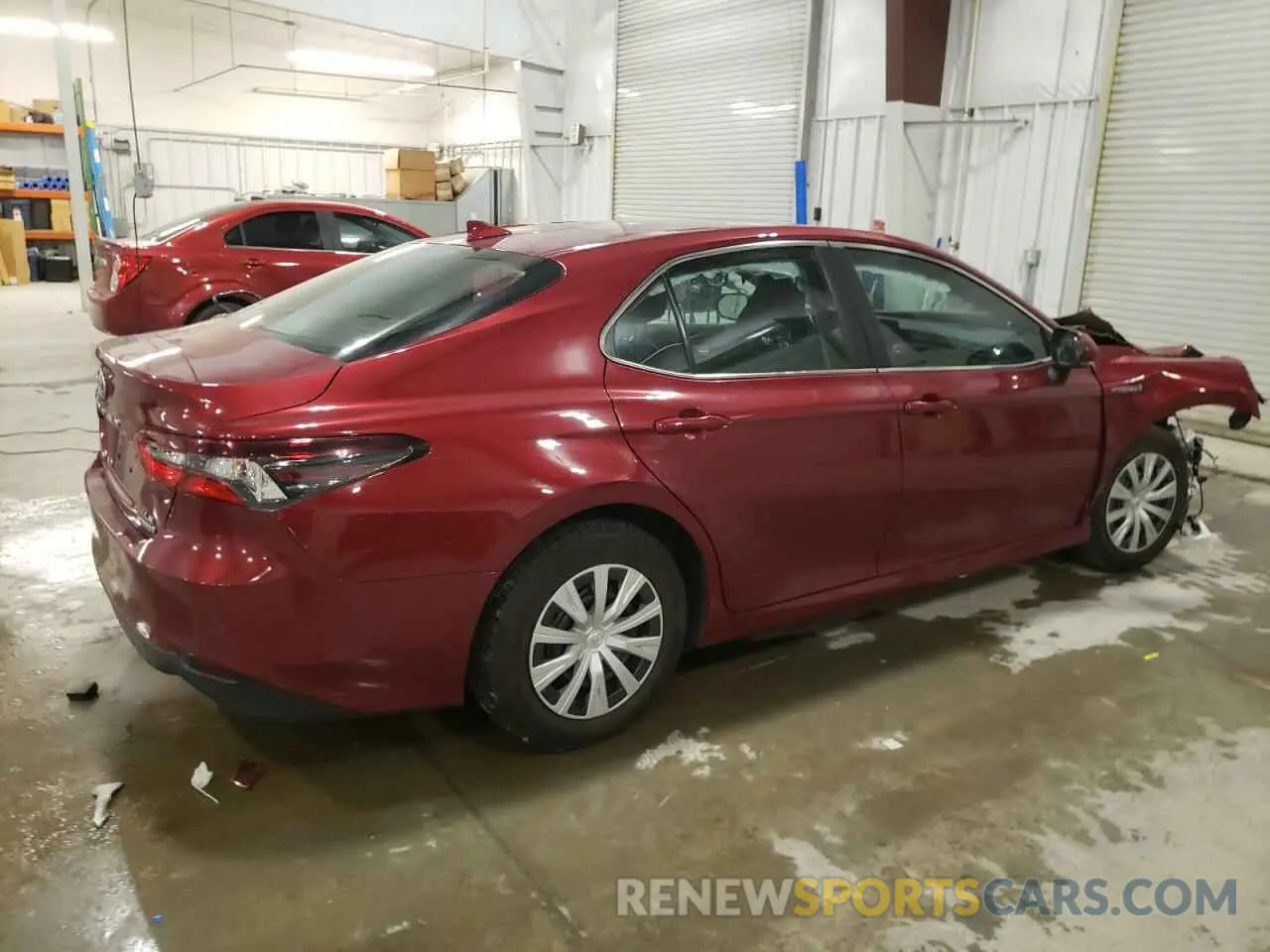 3 Photograph of a damaged car 4T1C31AK5MU561203 TOYOTA CAMRY 2021