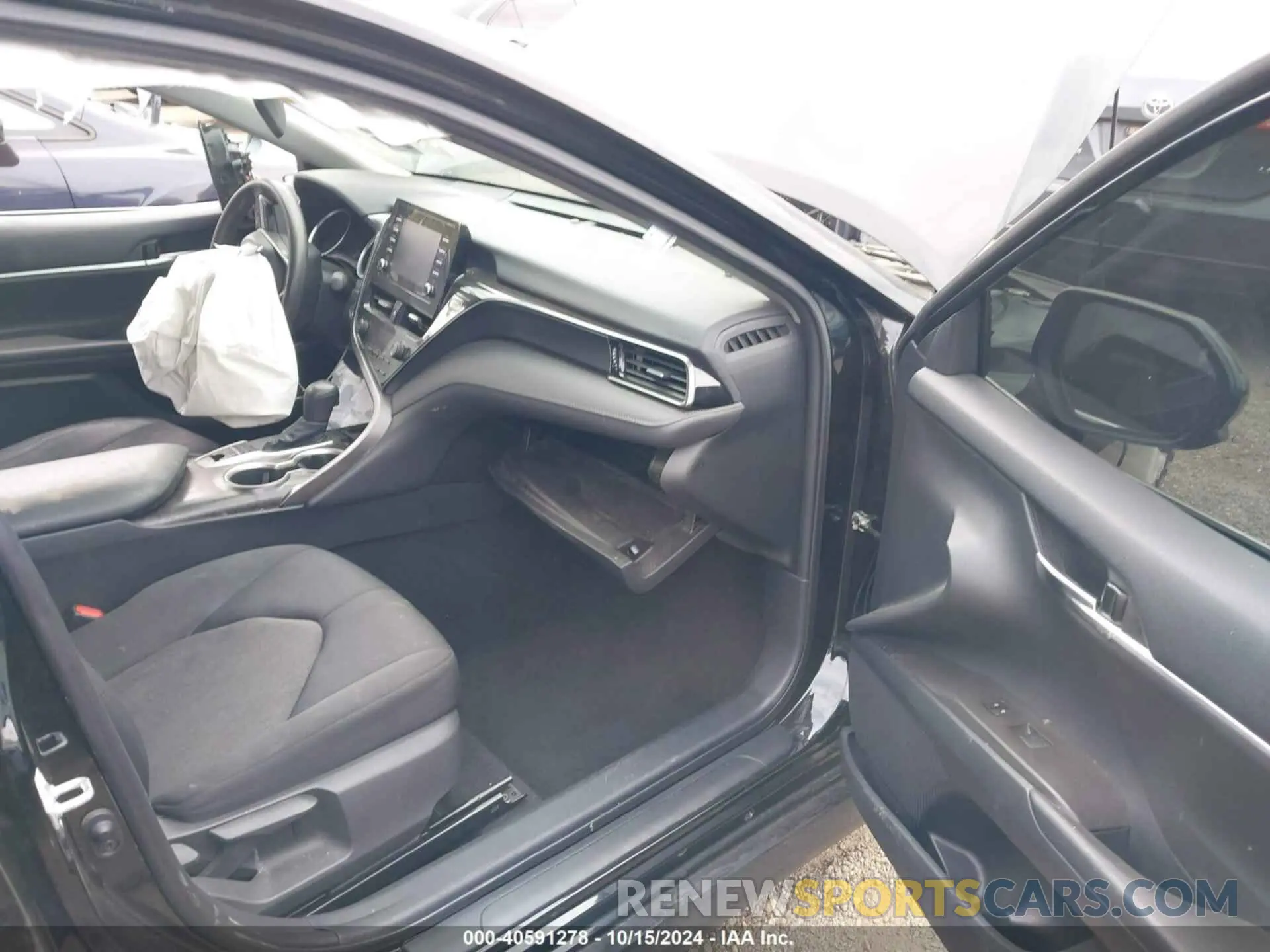 5 Photograph of a damaged car 4T1C31AK6MU552641 TOYOTA CAMRY 2021