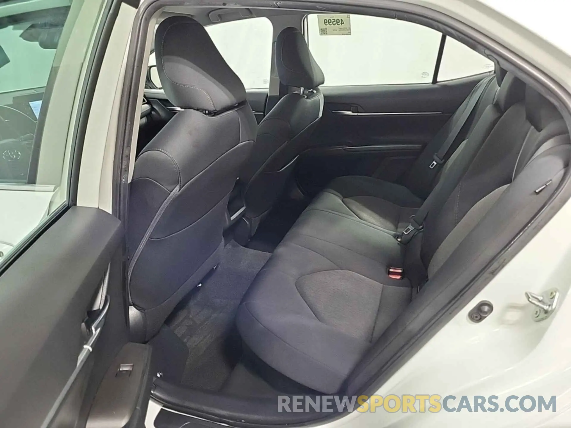 2 Photograph of a damaged car 4T1C31AK8MU021036 TOYOTA CAMRY 2021