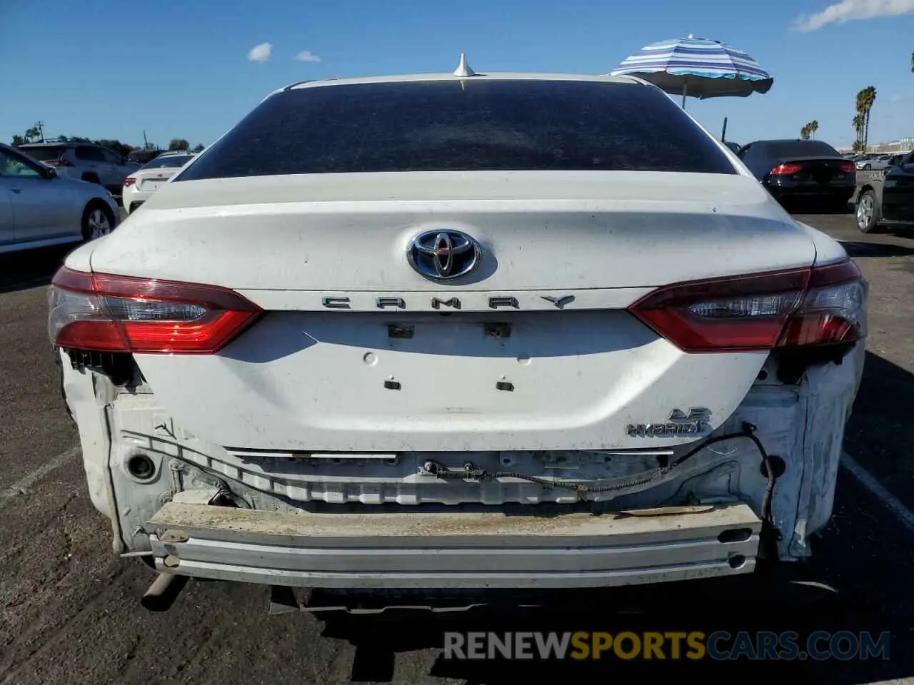 6 Photograph of a damaged car 4T1C31AK9MU550432 TOYOTA CAMRY 2021