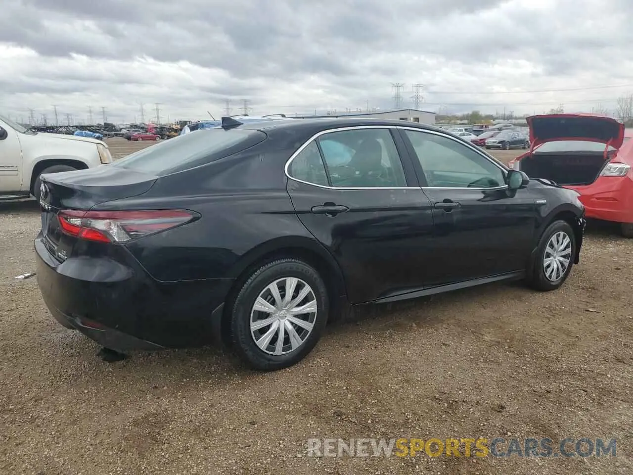3 Photograph of a damaged car 4T1C31AK9MU552326 TOYOTA CAMRY 2021