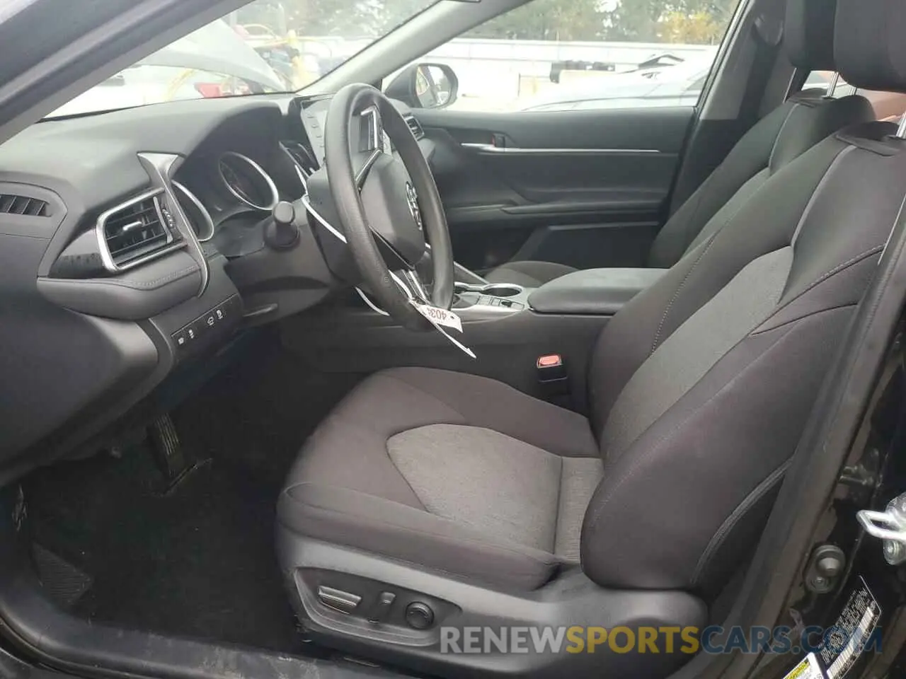 7 Photograph of a damaged car 4T1C31AK9MU552326 TOYOTA CAMRY 2021