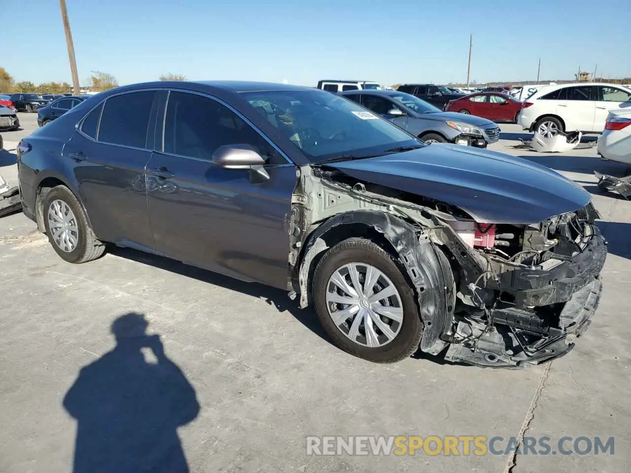 4 Photograph of a damaged car 4T1C31AKXMU020678 TOYOTA CAMRY 2021