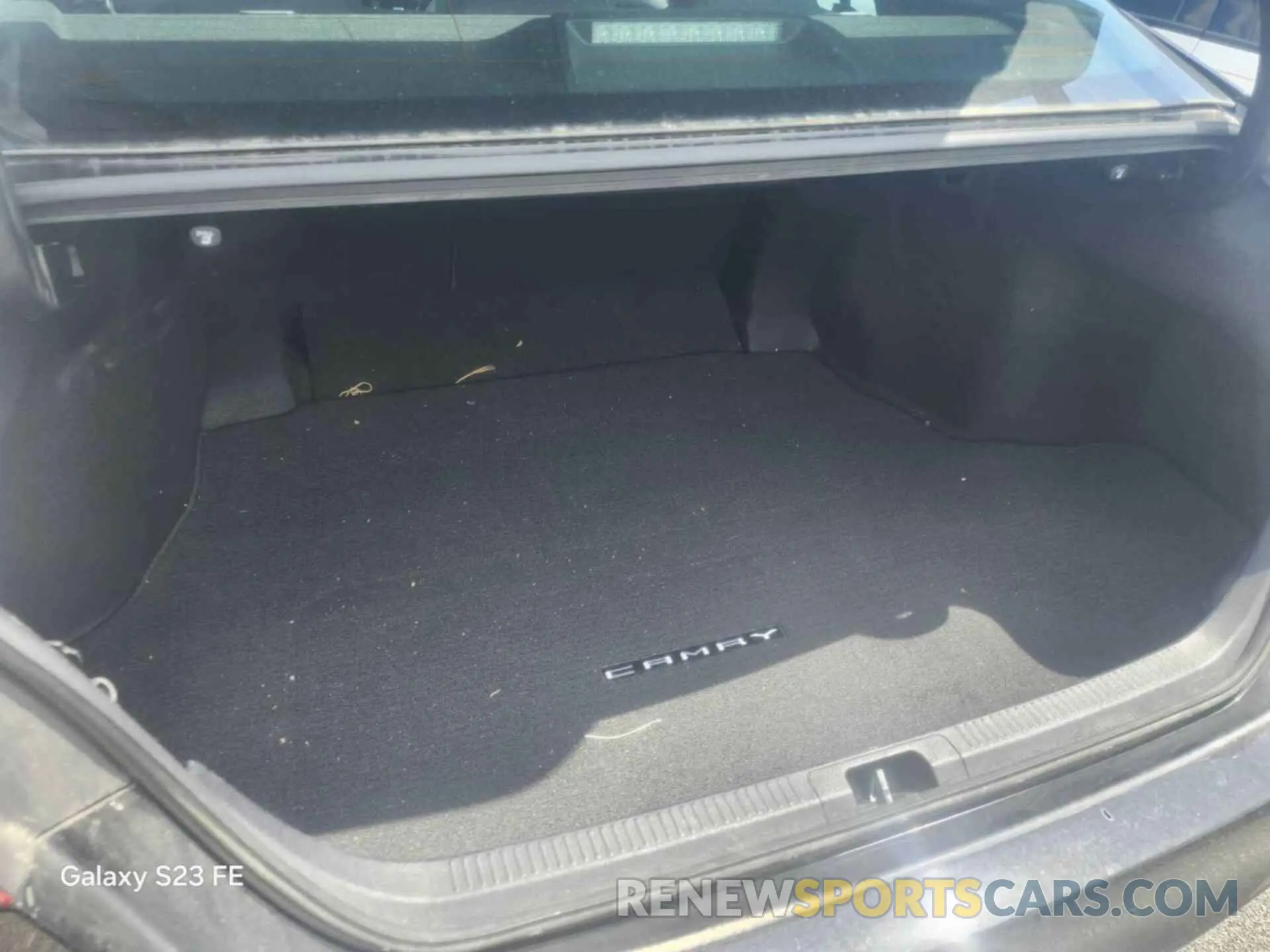 17 Photograph of a damaged car 4T1C31AKXMU554621 TOYOTA CAMRY 2021