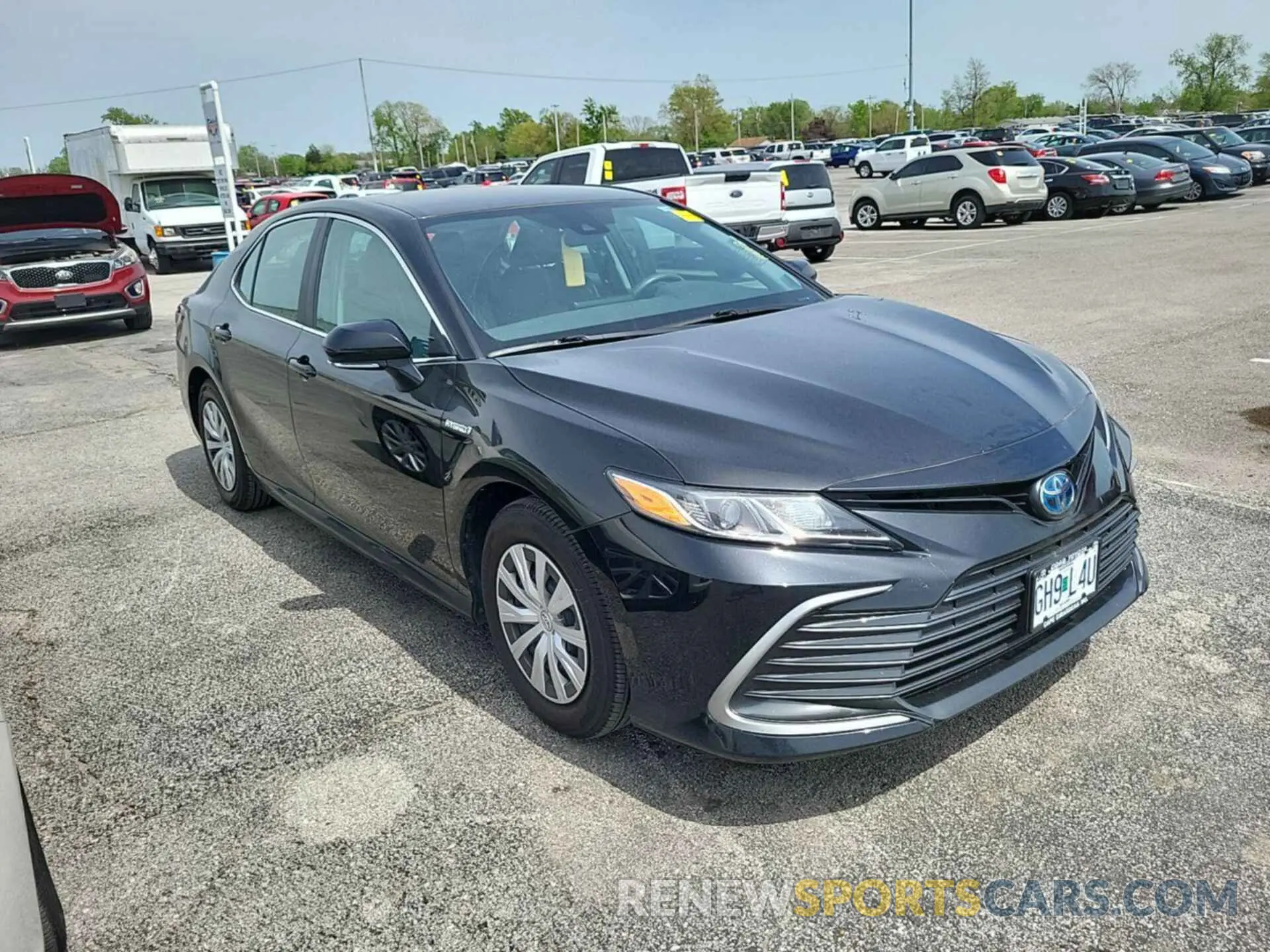 2 Photograph of a damaged car 4T1C31AKXMU554621 TOYOTA CAMRY 2021