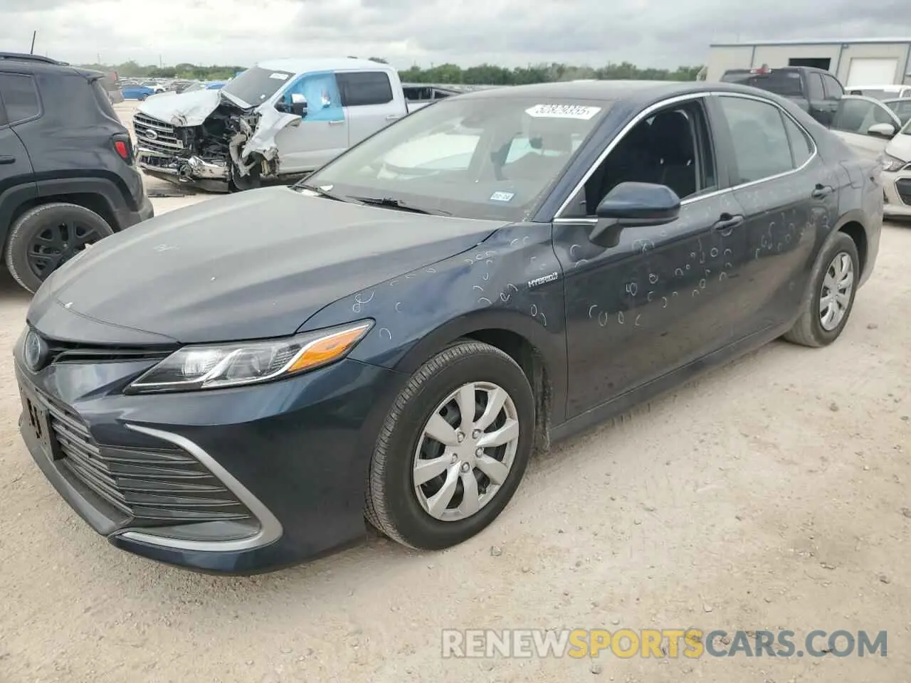 1 Photograph of a damaged car 4T1C31AKXMU563044 TOYOTA CAMRY 2021