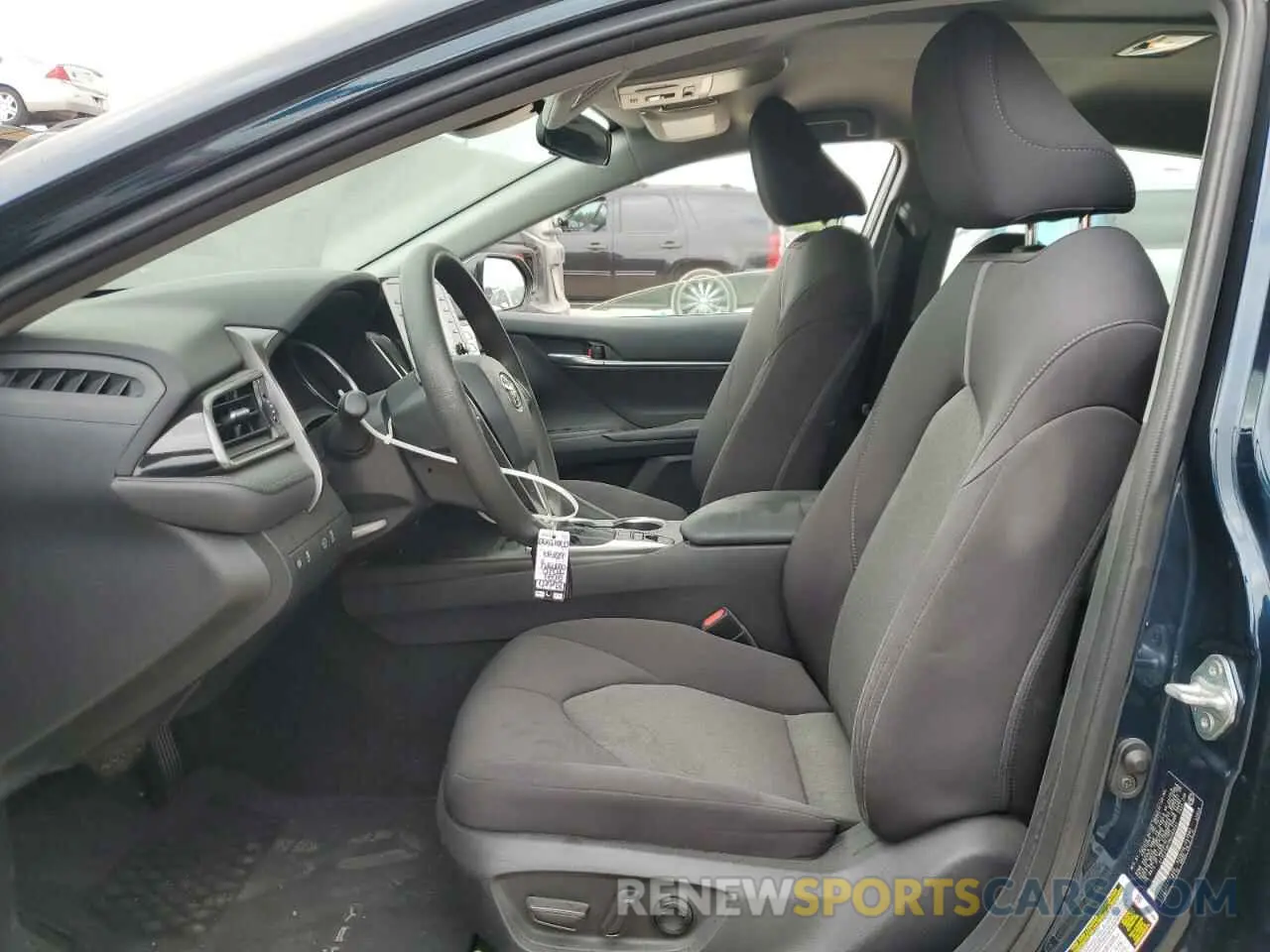 7 Photograph of a damaged car 4T1C31AKXMU563044 TOYOTA CAMRY 2021