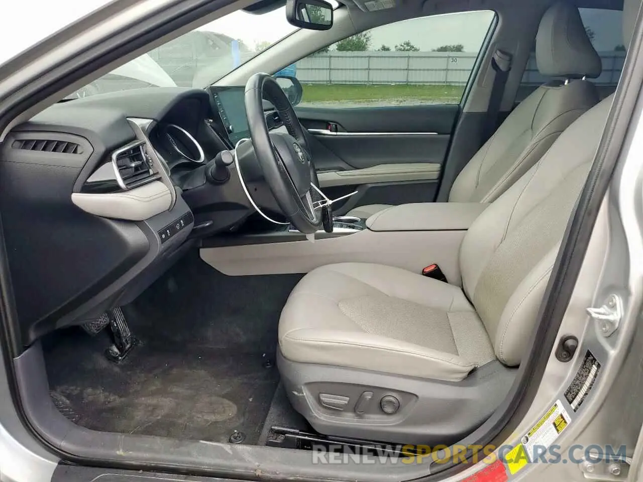 7 Photograph of a damaged car 4T1F11AK2MU563414 TOYOTA CAMRY 2021