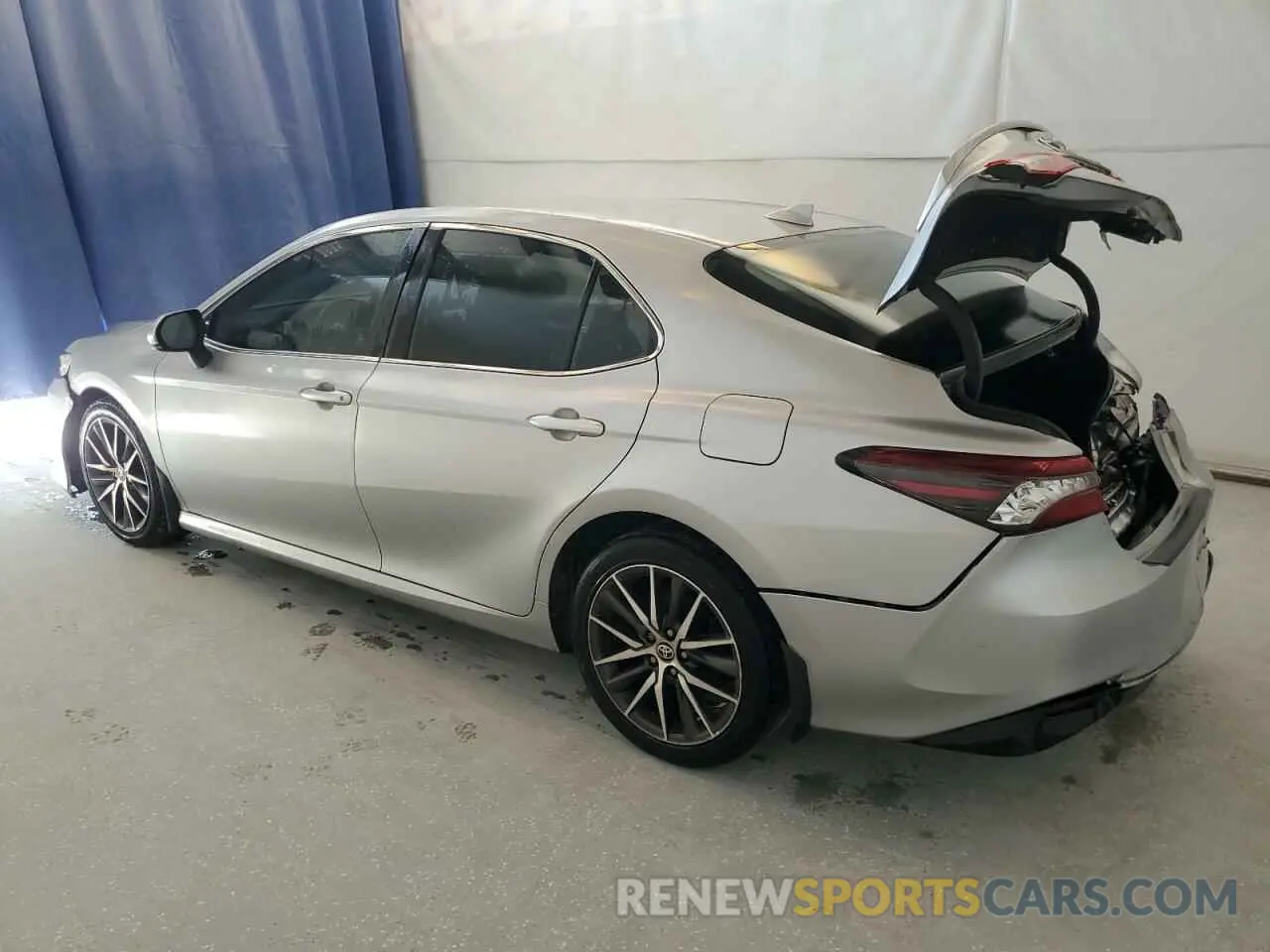 2 Фотография поврежденного автомобиля 4T1F11AK5MU567280 TOYOTA CAMRY 2021
