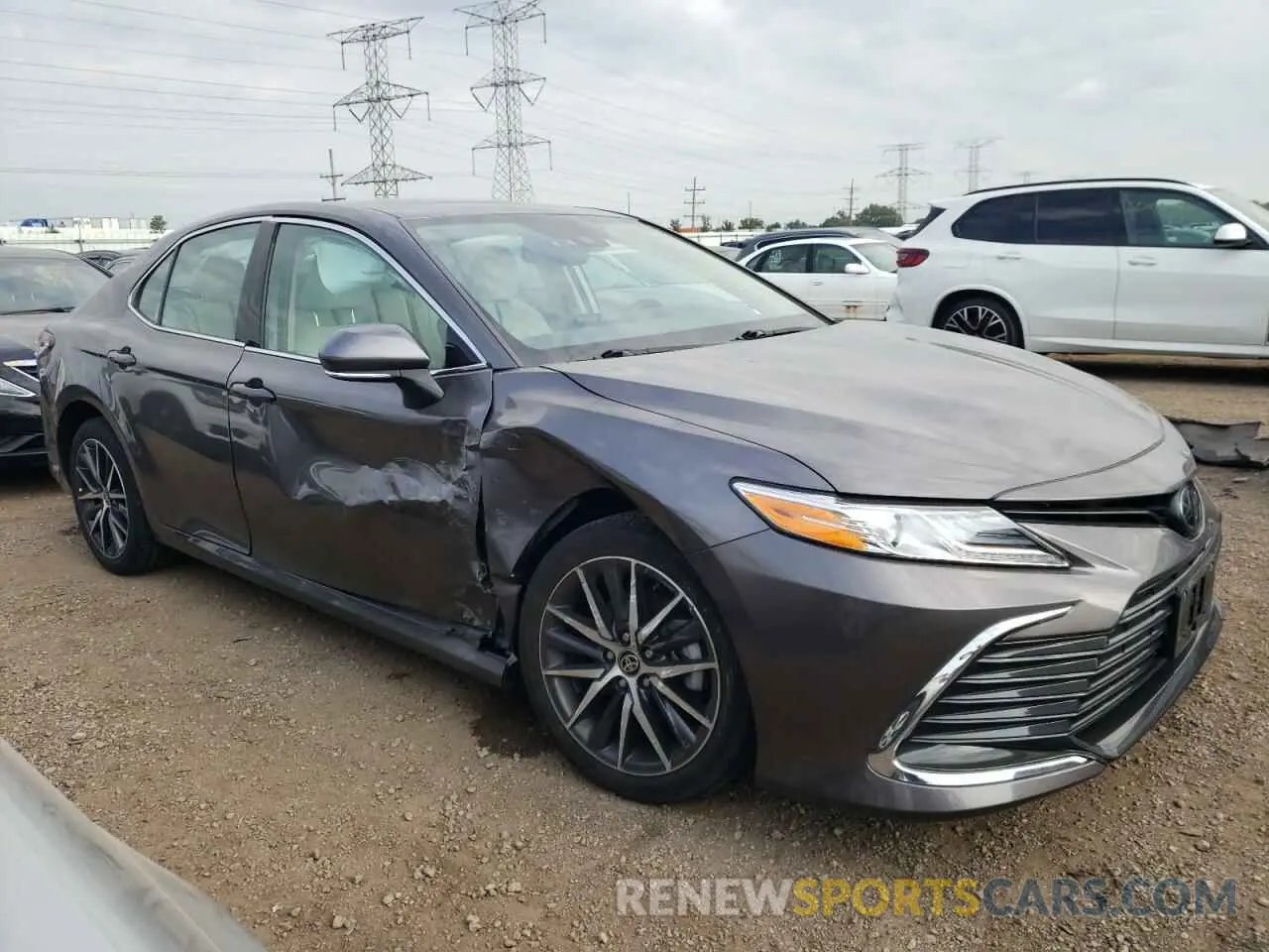 4 Photograph of a damaged car 4T1F11BK2MU038397 TOYOTA CAMRY 2021