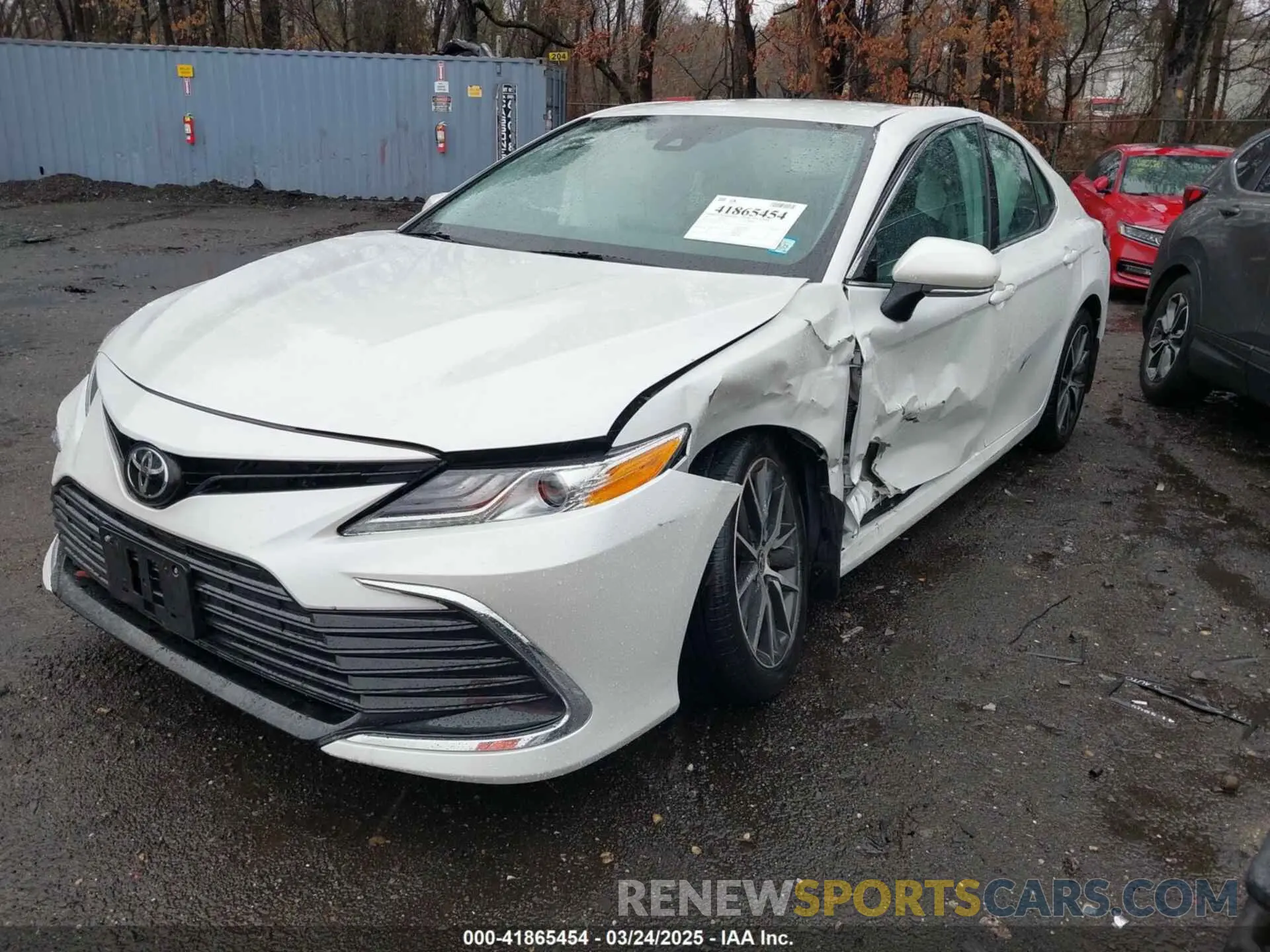 6 Photograph of a damaged car 4T1F11BK3MU037047 TOYOTA CAMRY 2021