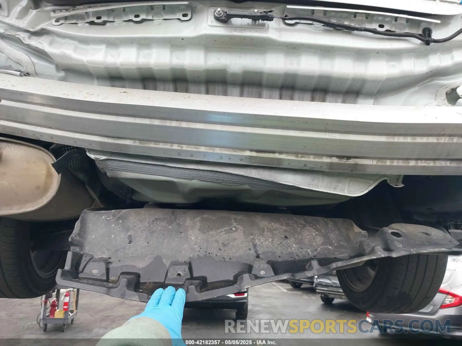 21 Фотография поврежденного автомобиля 4T1F31AK2MU019988 TOYOTA CAMRY 2021
