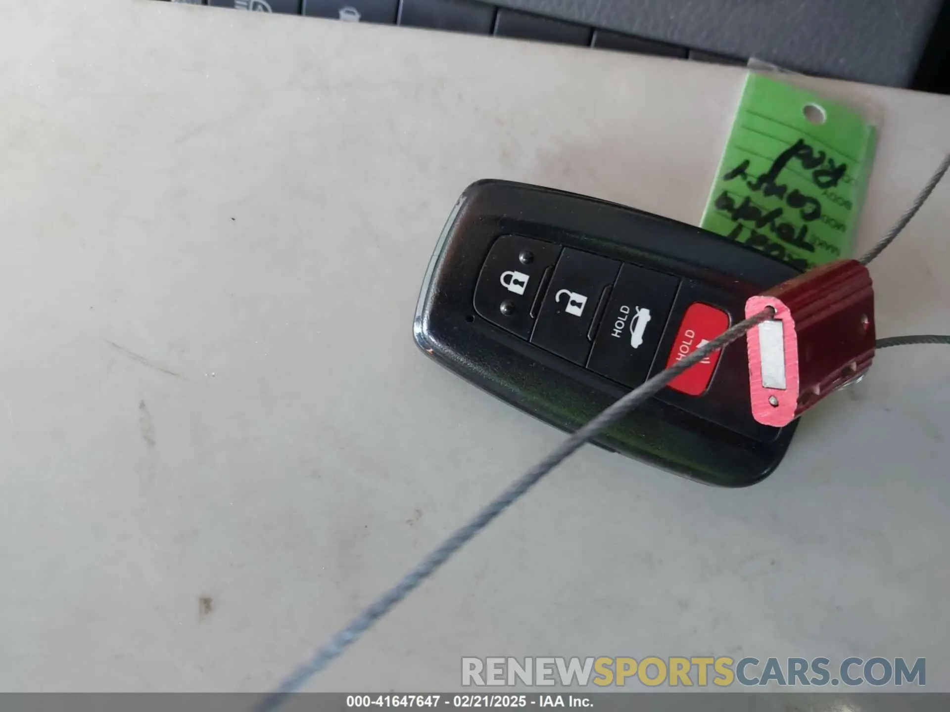 11 Photograph of a damaged car 4T1F31AK3MU026819 TOYOTA CAMRY 2021