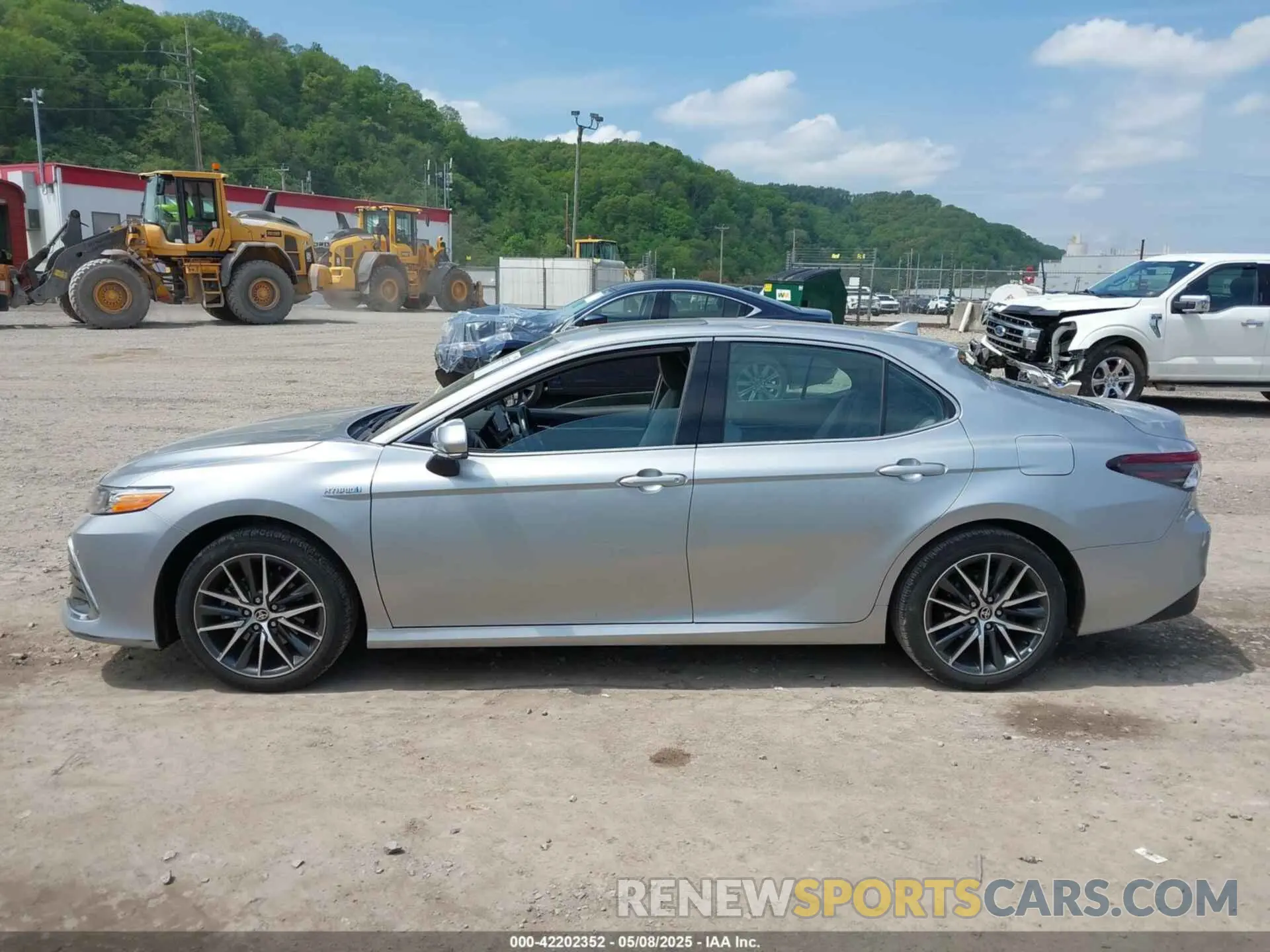 14 Фотография поврежденного автомобиля 4T1F31AK6MU547145 TOYOTA CAMRY 2021