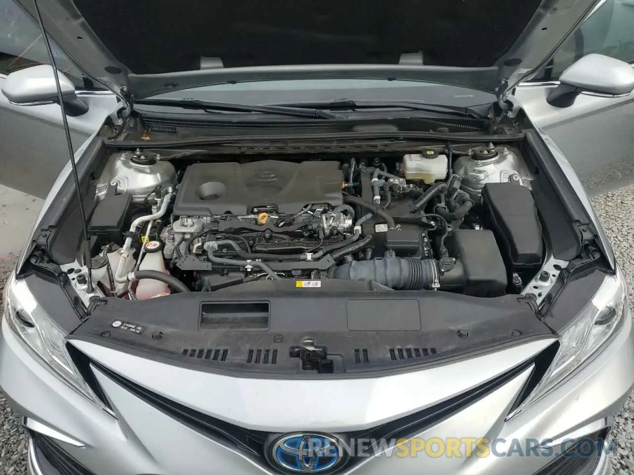 11 Photograph of a damaged car 4T1F31AK6MU566553 TOYOTA CAMRY 2021