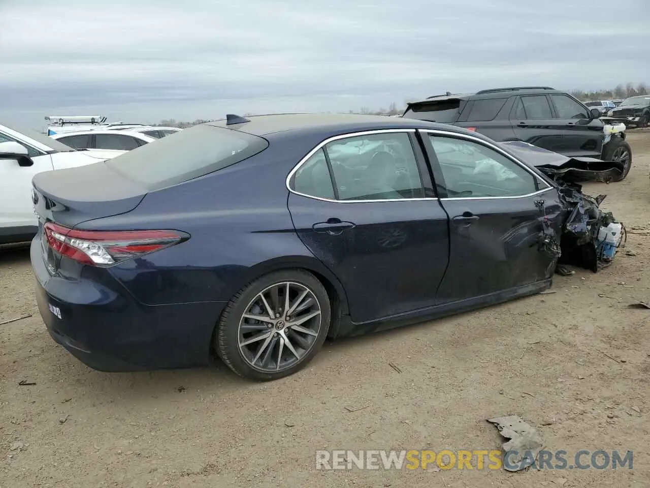 3 Фотография поврежденного автомобиля 4T1F31AK8MU560480 TOYOTA CAMRY 2021