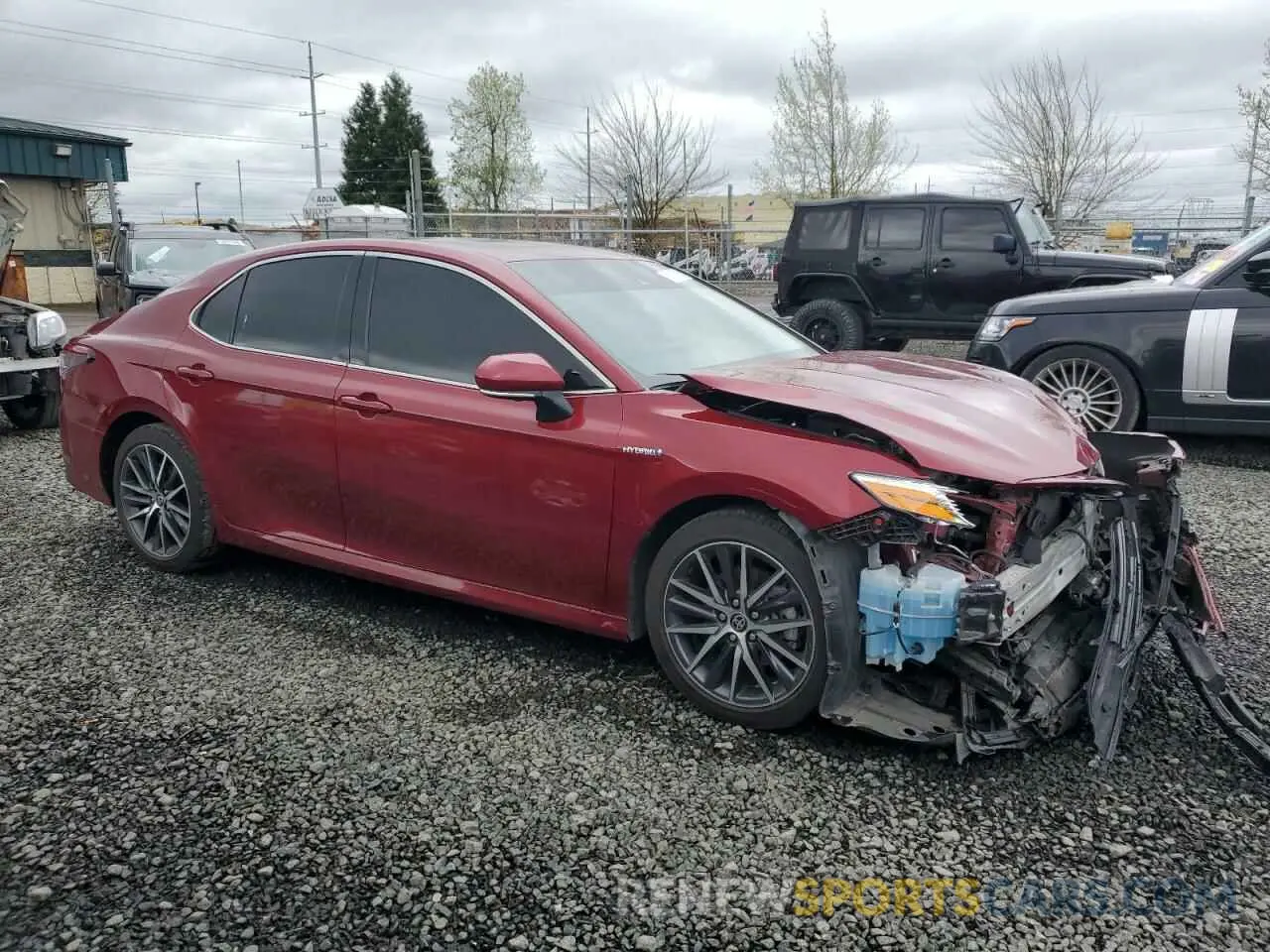 4 Photograph of a damaged car 4T1F31AK9MU557832 TOYOTA CAMRY 2021