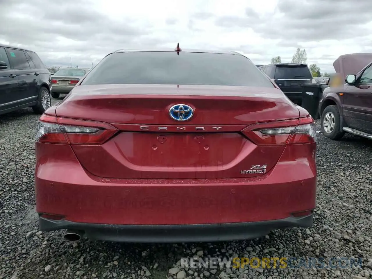 6 Photograph of a damaged car 4T1F31AK9MU557832 TOYOTA CAMRY 2021