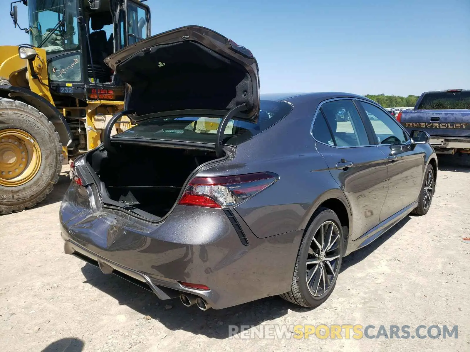 4 Photograph of a damaged car 4T1G11AK0MU436553 TOYOTA CAMRY 2021