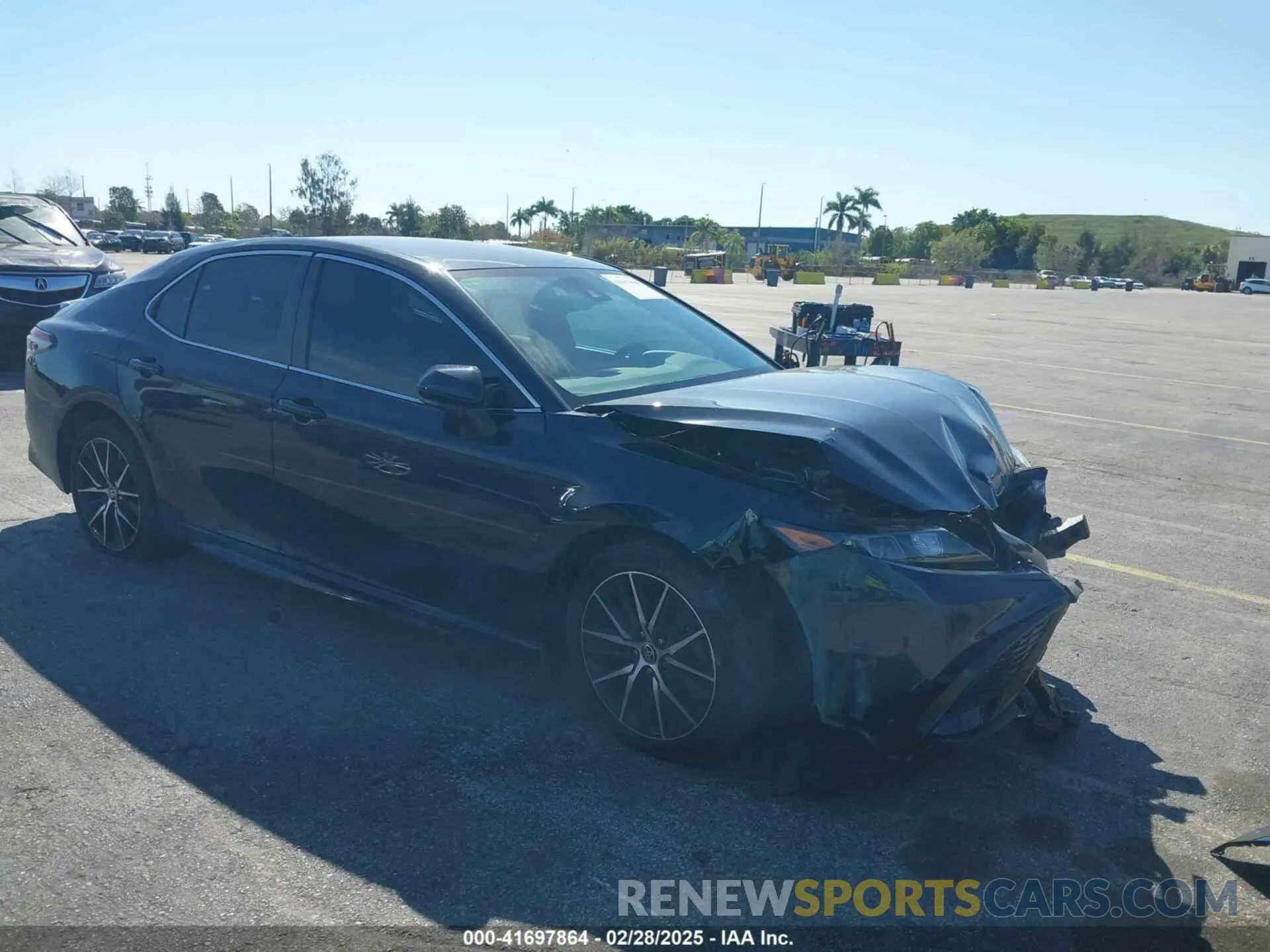 1 Фотография поврежденного автомобиля 4T1G11AK0MU450257 TOYOTA CAMRY 2021