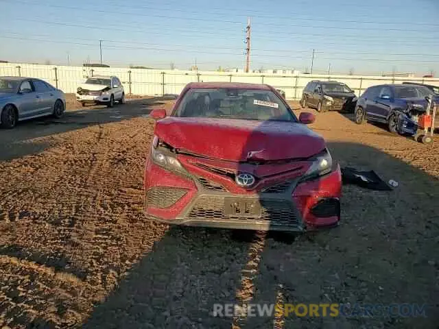 11 Photograph of a damaged car 4T1G11AK0MU453899 TOYOTA CAMRY 2021