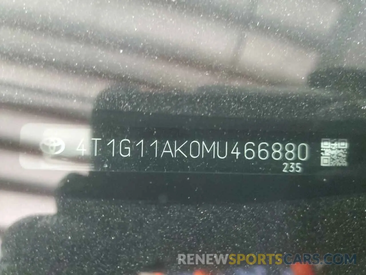 12 Photograph of a damaged car 4T1G11AK0MU466880 TOYOTA CAMRY 2021