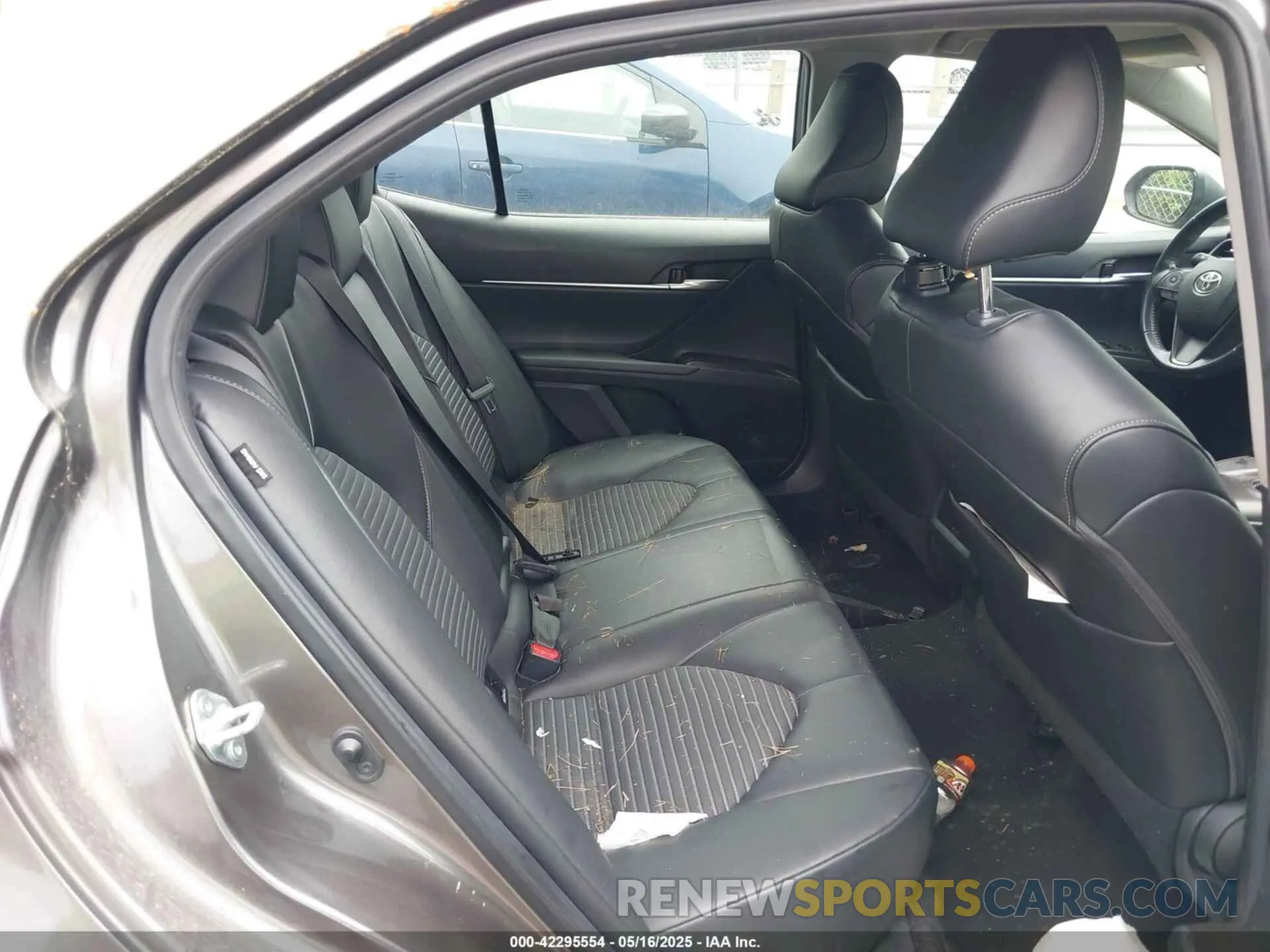 8 Photograph of a damaged car 4T1G11AK0MU483176 TOYOTA CAMRY 2021
