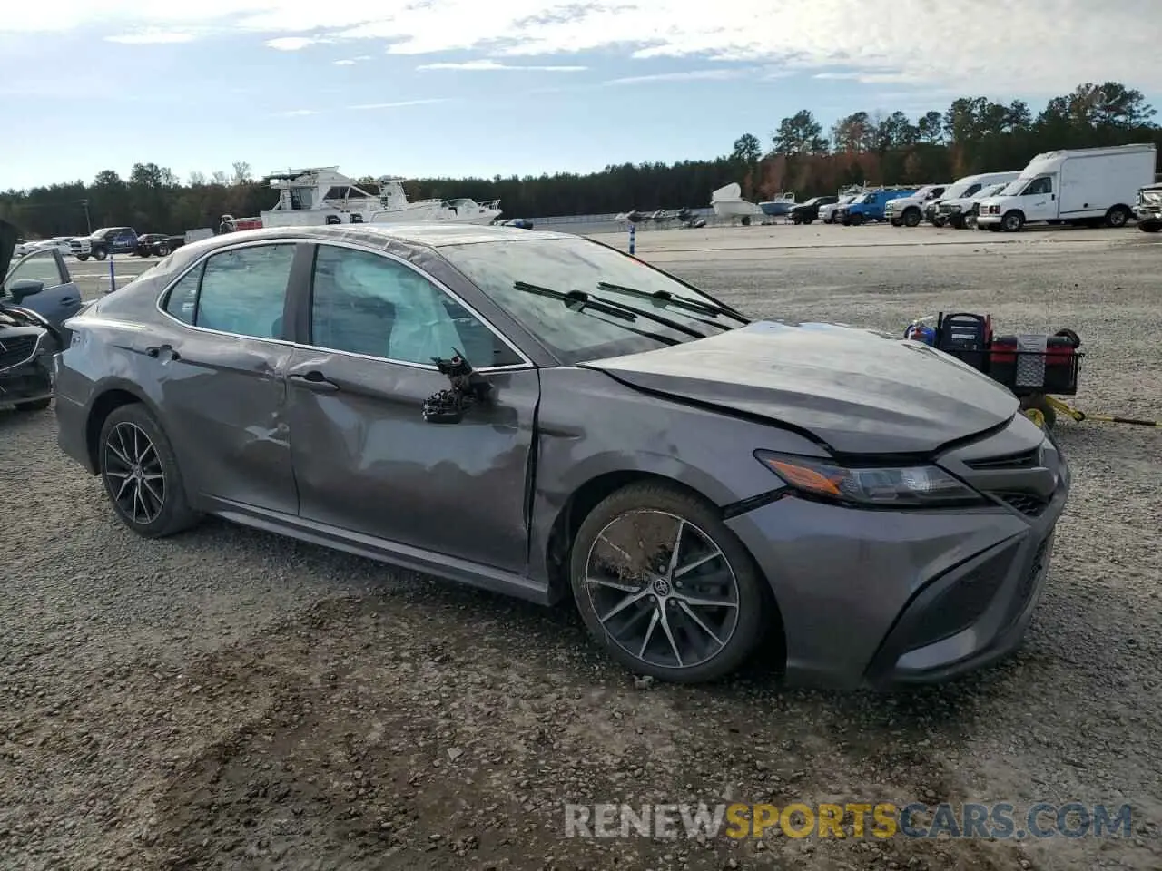 4 Photograph of a damaged car 4T1G11AK0MU518119 TOYOTA CAMRY 2021
