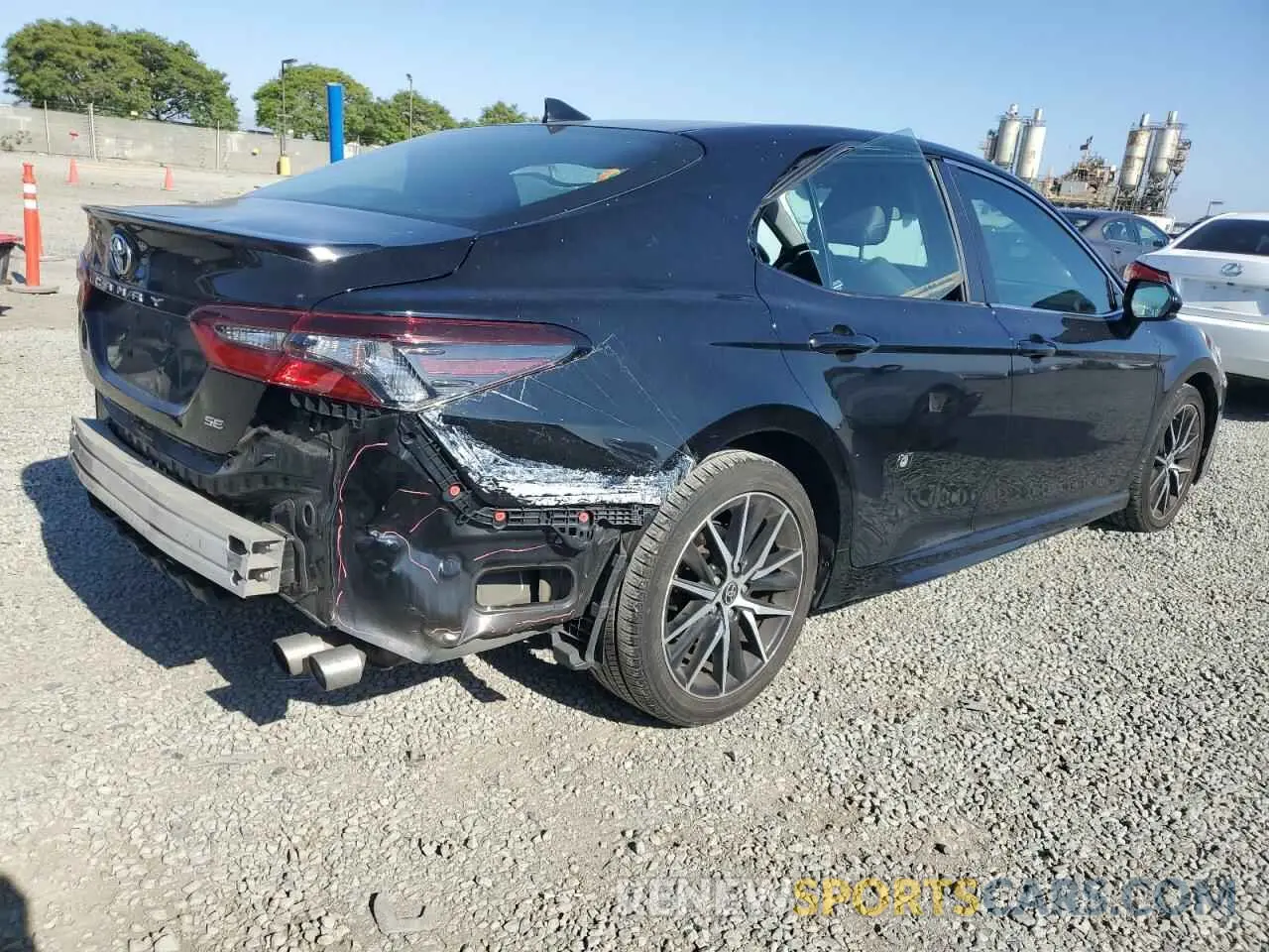 3 Photograph of a damaged car 4T1G11AK0MU524129 TOYOTA CAMRY 2021
