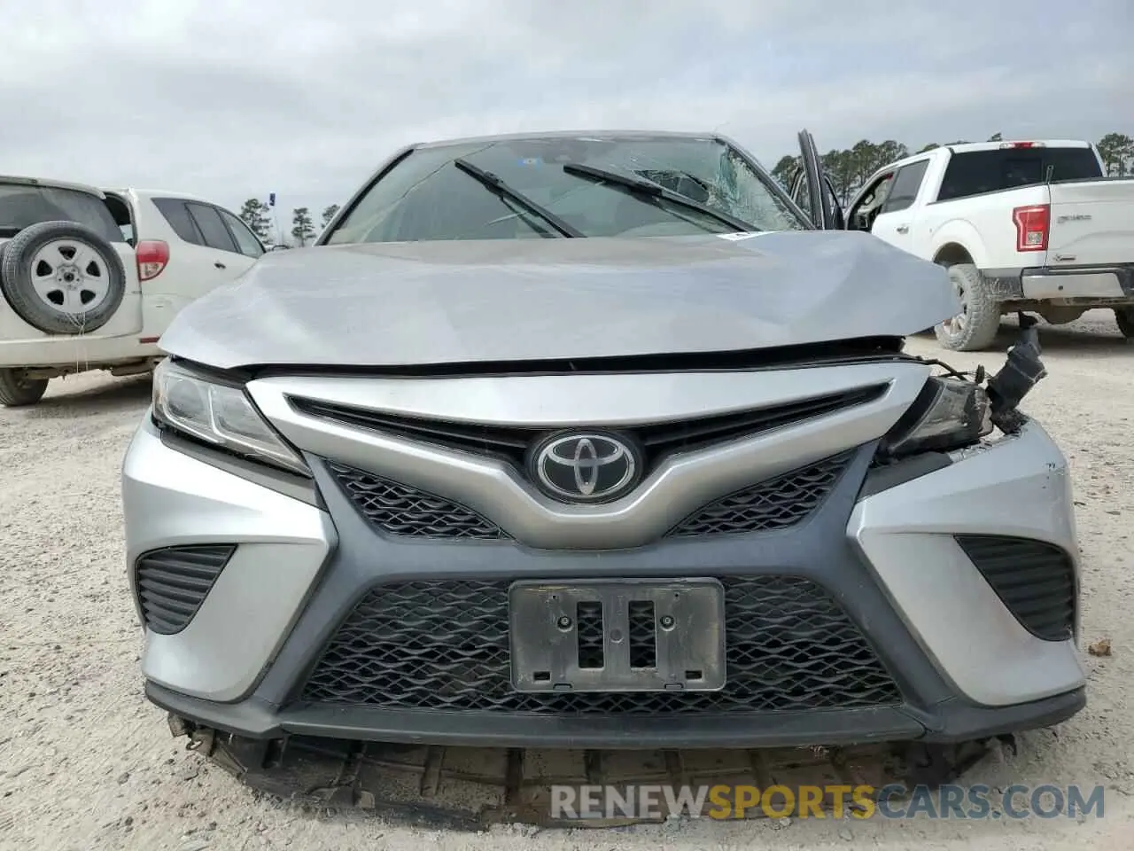 5 Photograph of a damaged car 4T1G11AK0MU536846 TOYOTA CAMRY 2021