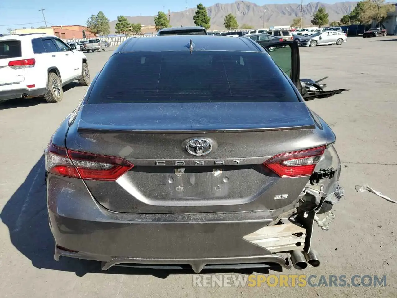 6 Photograph of a damaged car 4T1G11AK0MU539942 TOYOTA CAMRY 2021
