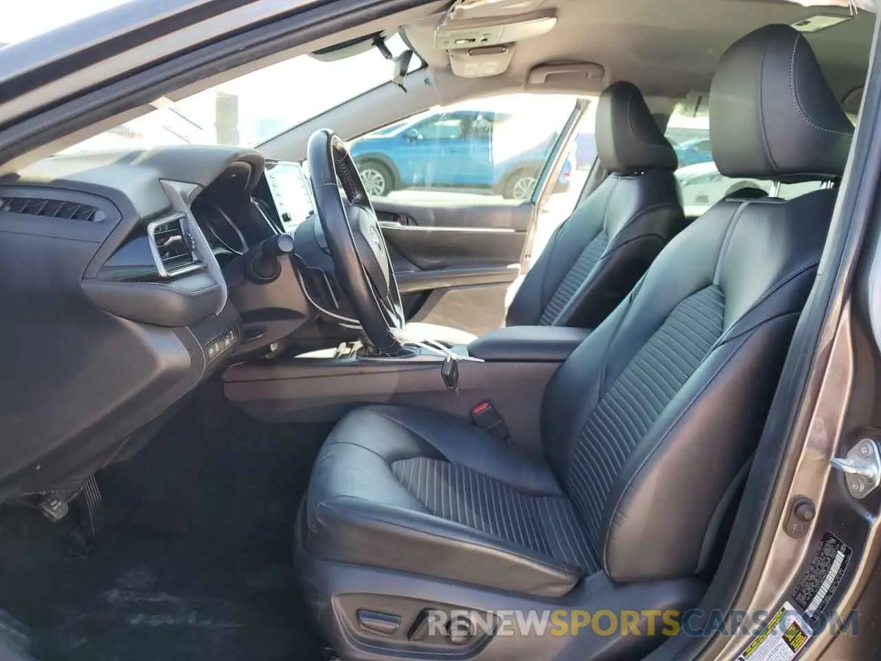 7 Photograph of a damaged car 4T1G11AK0MU539942 TOYOTA CAMRY 2021