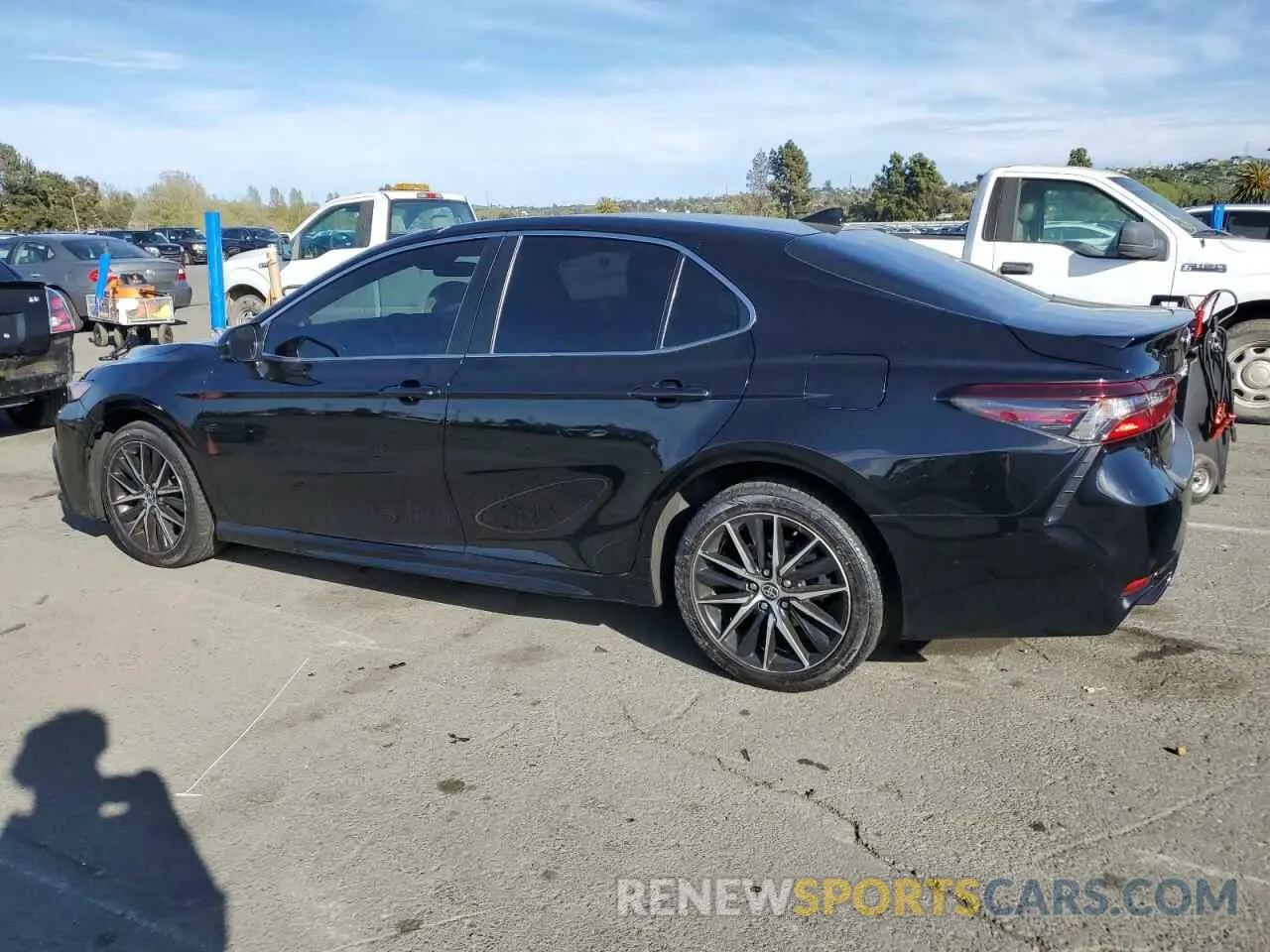 2 Фотография поврежденного автомобиля 4T1G11AK0MU542033 TOYOTA CAMRY 2021