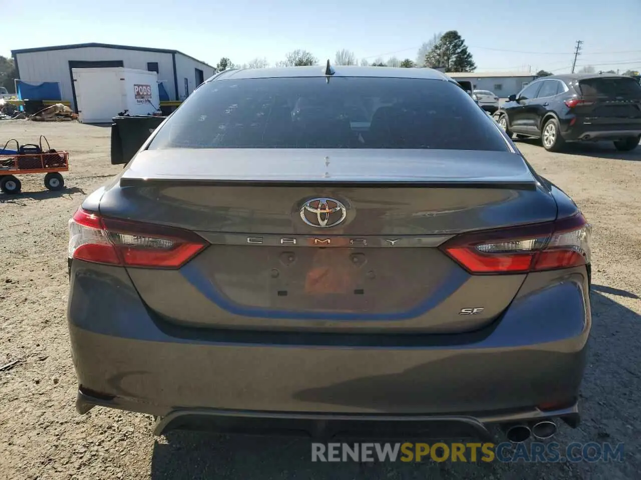6 Photograph of a damaged car 4T1G11AK0MU591233 TOYOTA CAMRY 2021