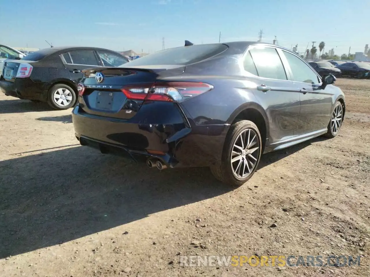 4 Photograph of a damaged car 4T1G11AK1MU407837 TOYOTA CAMRY 2021