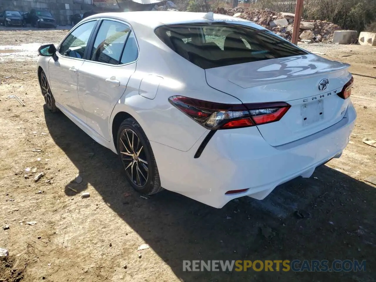 3 Photograph of a damaged car 4T1G11AK1MU409765 TOYOTA CAMRY 2021
