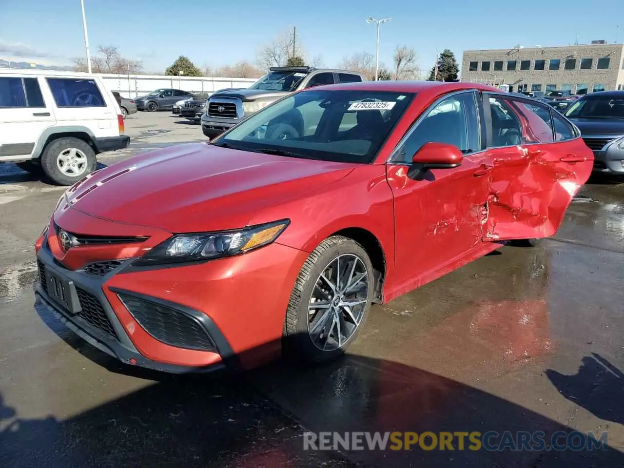 1 Фотография поврежденного автомобиля 4T1G11AK1MU413623 TOYOTA CAMRY 2021
