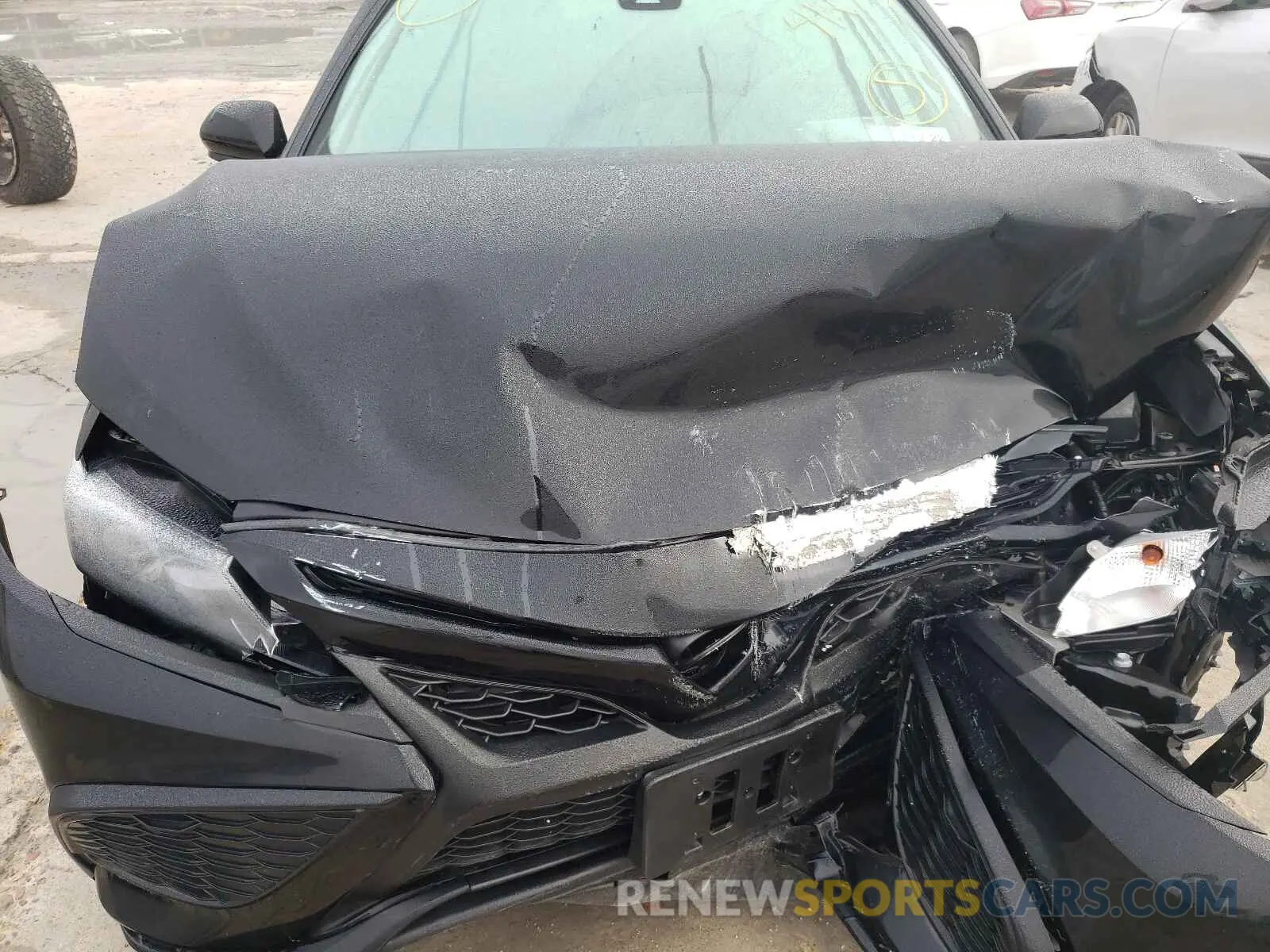 7 Photograph of a damaged car 4T1G11AK1MU418773 TOYOTA CAMRY 2021