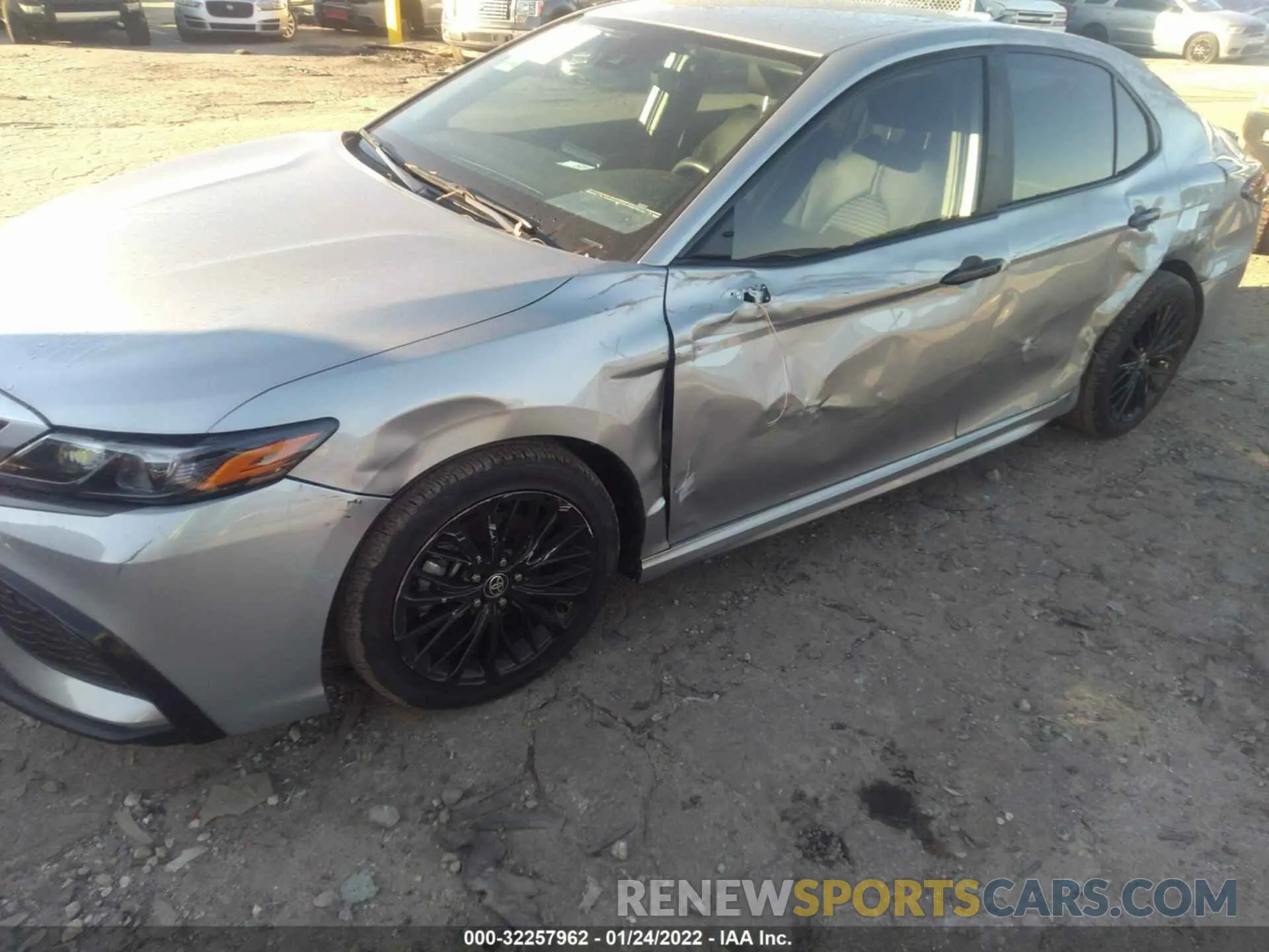 6 Фотография поврежденного автомобиля 4T1G11AK1MU428218 TOYOTA CAMRY 2021