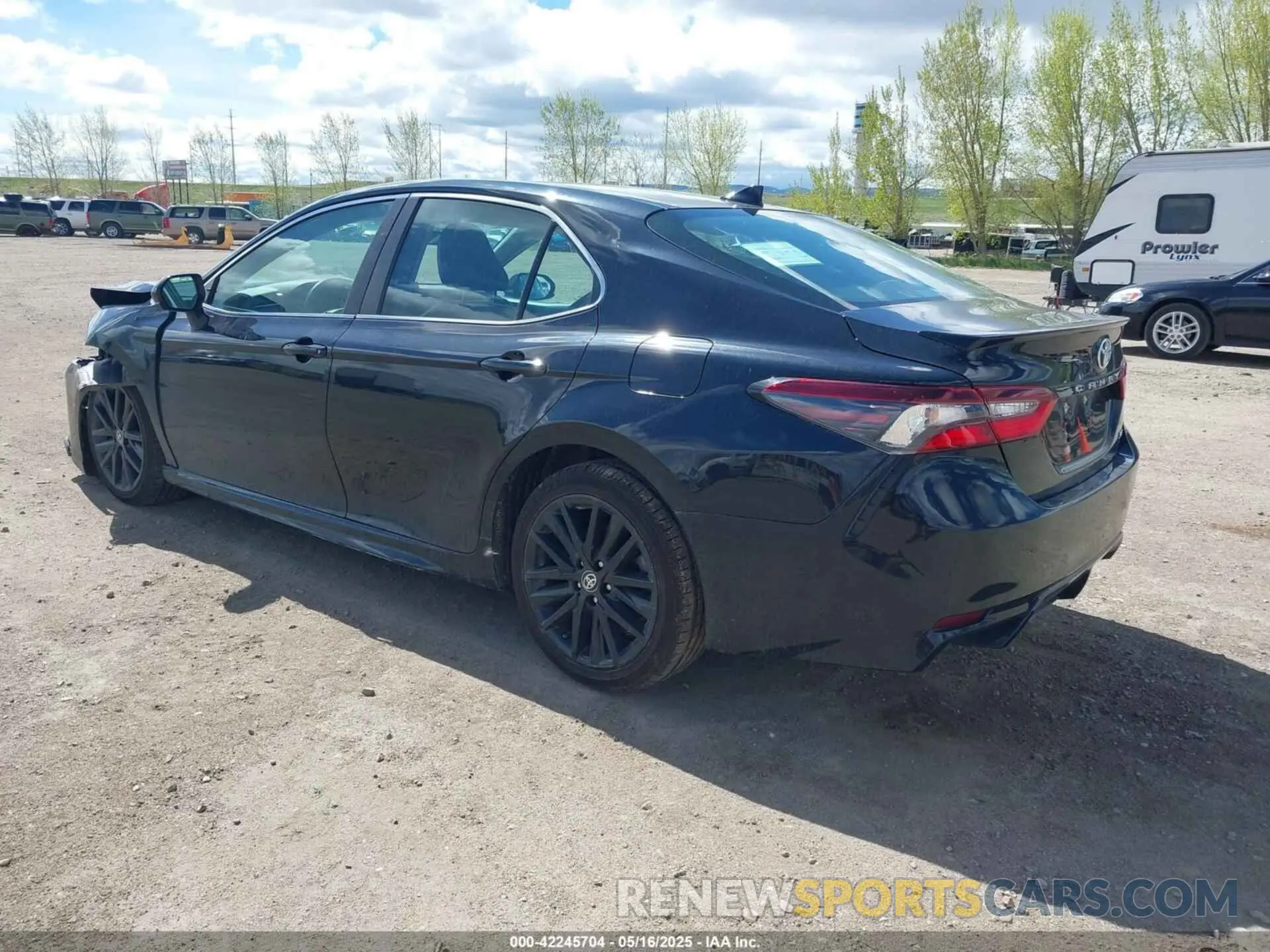 3 Фотография поврежденного автомобиля 4T1G11AK1MU433063 TOYOTA CAMRY 2021